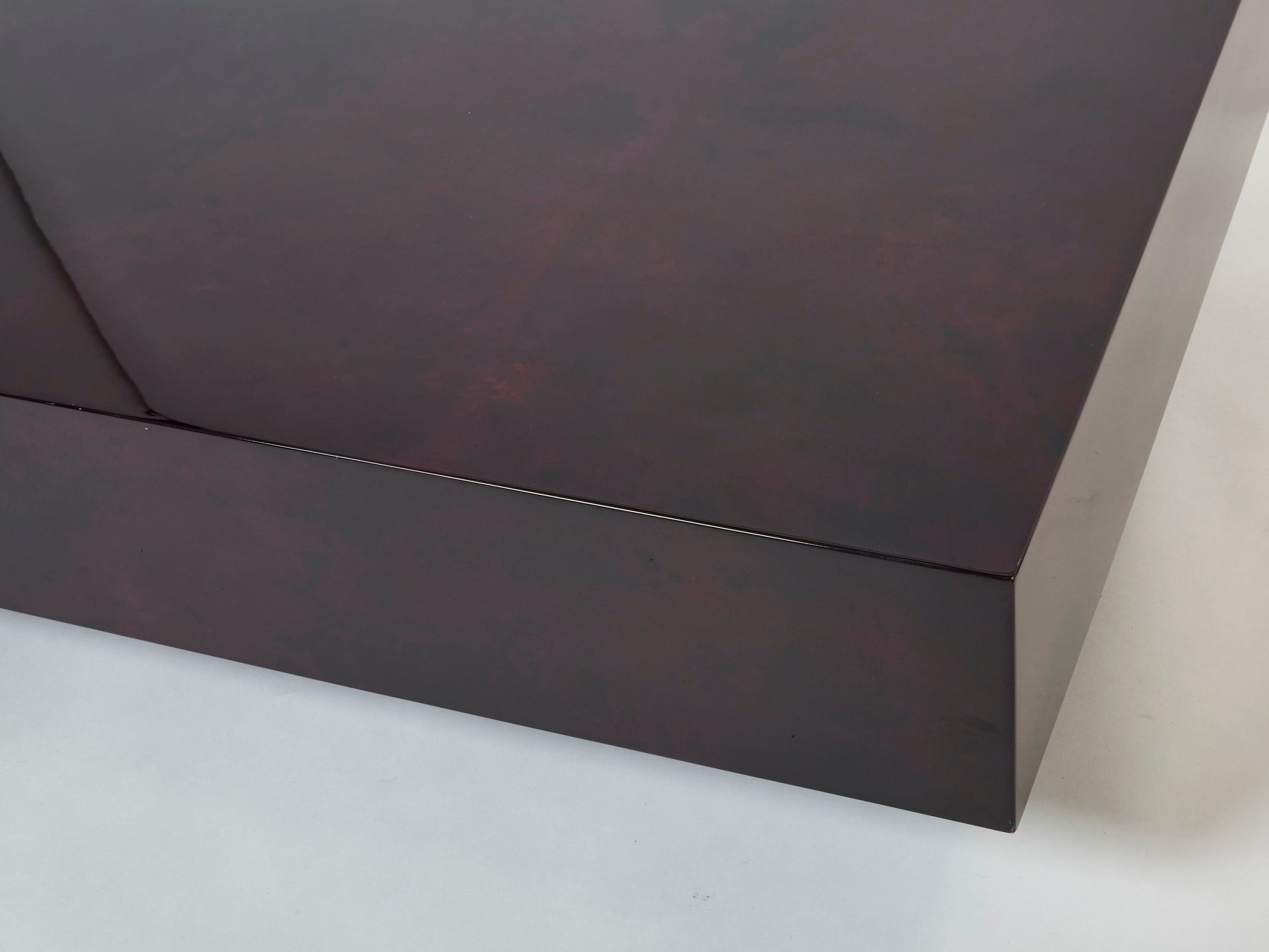 Table basse Aldo Tura en parchemin de peau de chèvre violet foncé, années 1960