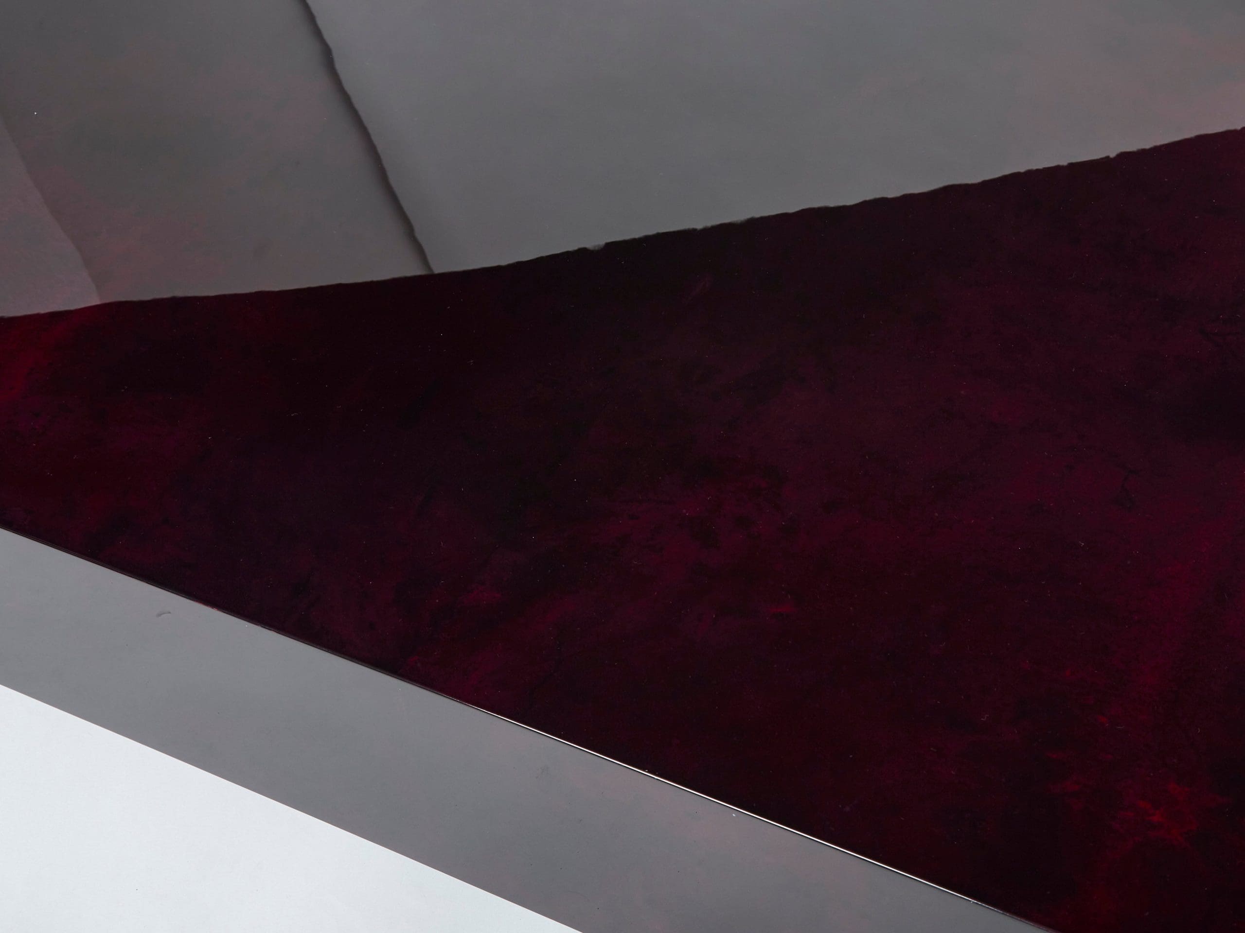 Table basse Aldo Tura en parchemin de peau de chèvre violet foncé, années 1960
