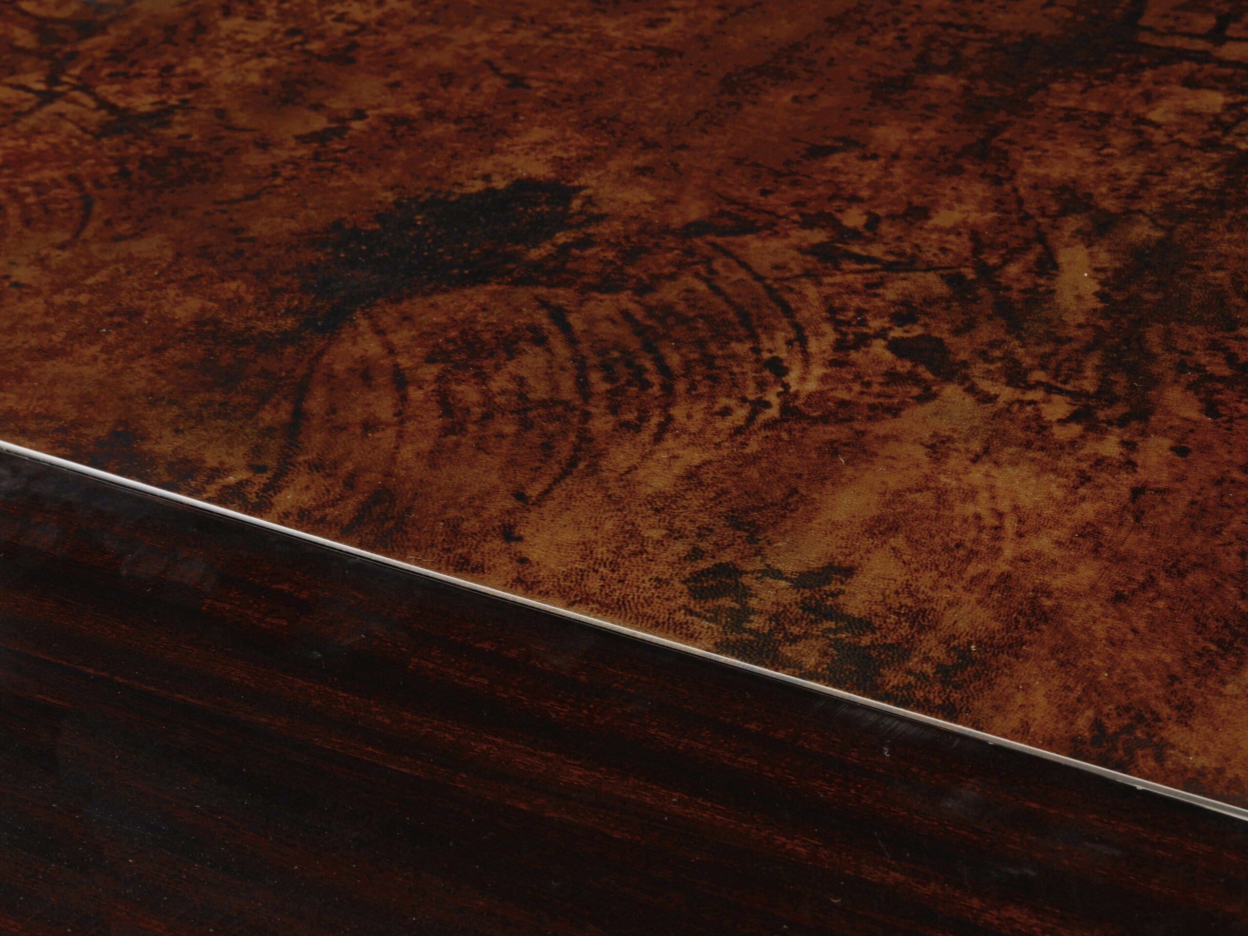 Table à Manger en Parchemin de Chèvre Laqué par Aldo Tura, Années 1960