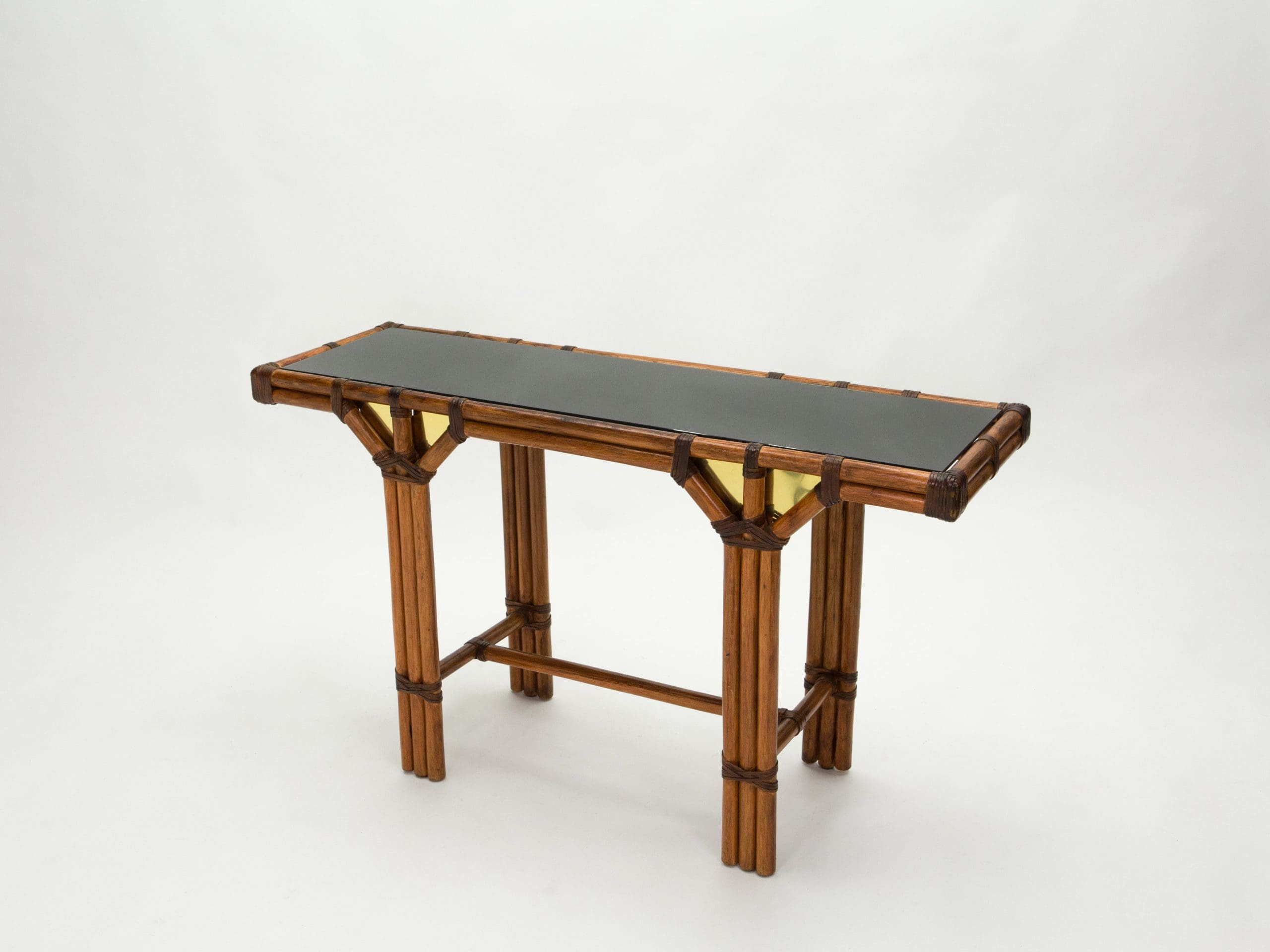 Table Console en Bambou et Laiton avec Plateau en Verre Noir – Années 1970