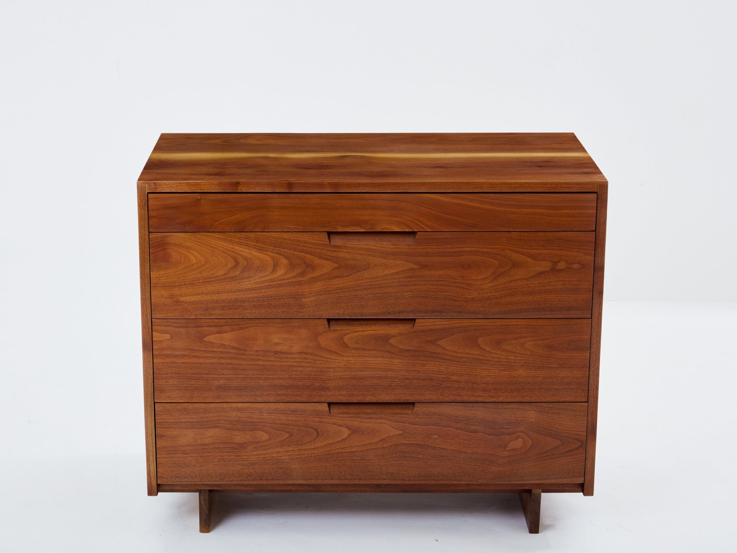 Commode en noyer noir américain de George Nakashima, 1955