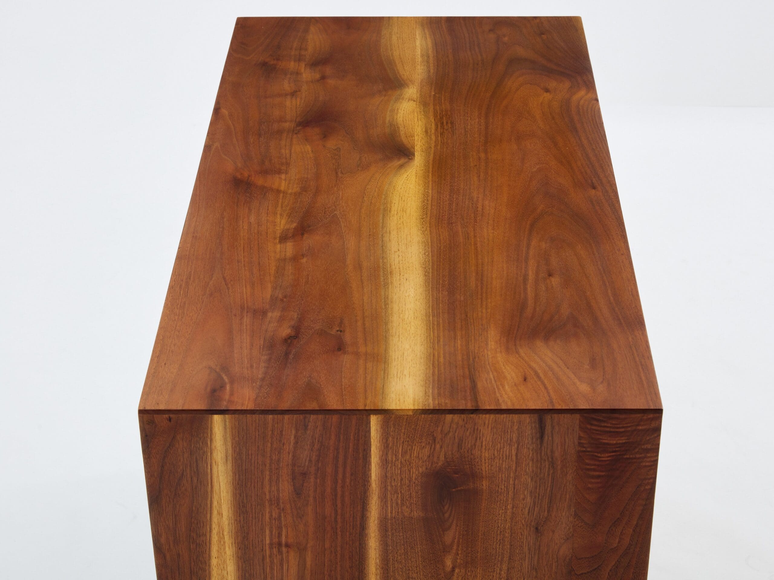 Commode en noyer noir américain de George Nakashima, 1955