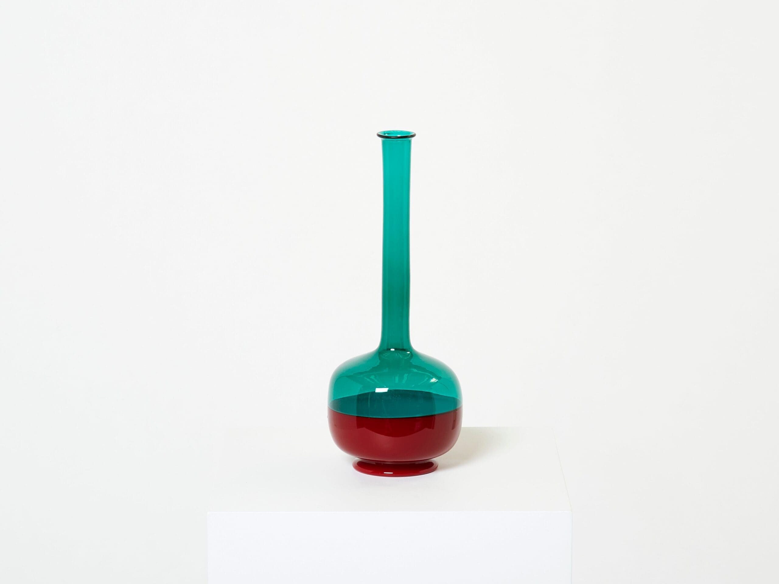 Bouteille en verre de Murano de Gio Ponti pour Venini, série Morandiana, années 1960