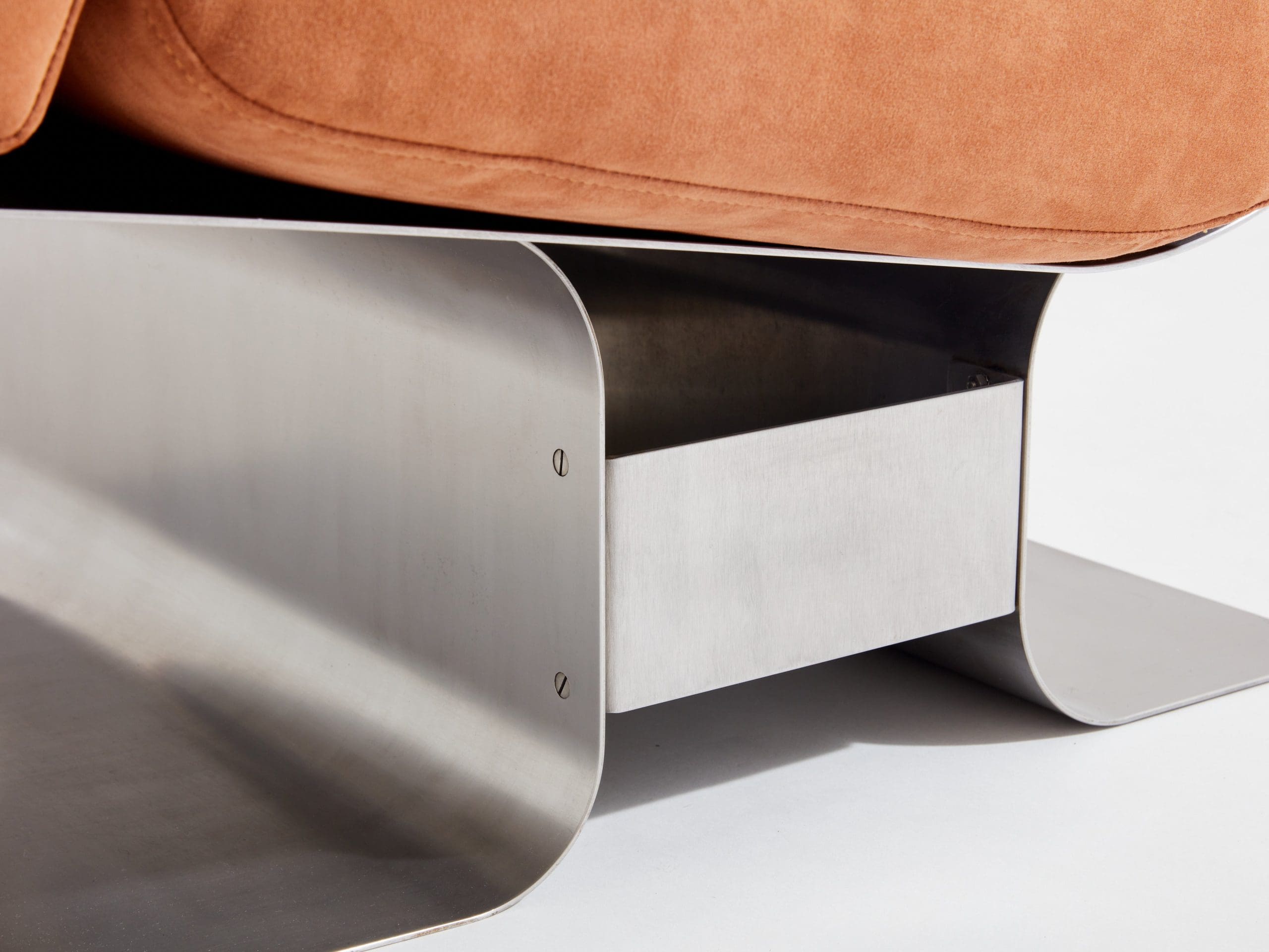 François Monnet pour Kappa Fauteuils en acier inoxydable et en daim 1970
