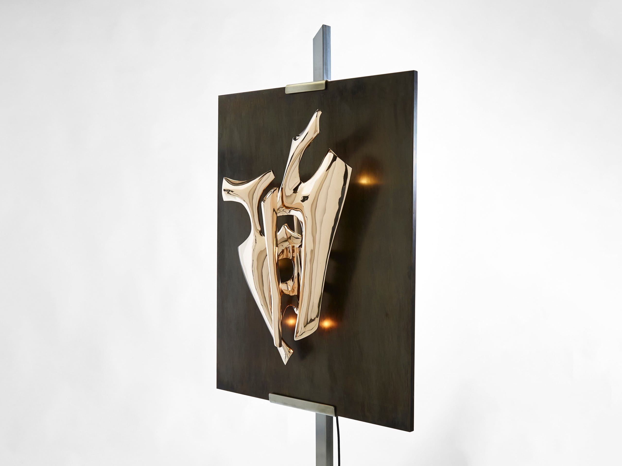 Sculpture Lumineuse ‘Coeur’ de Fred Brouard : Chef-d’œuvre de Bronze et Lumière