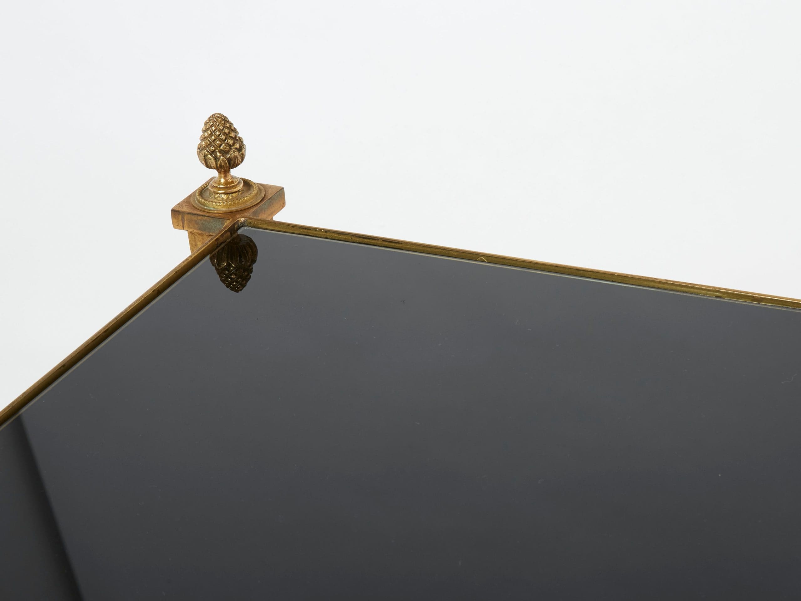 Table basse Maison Ramsay en fer forgé doré et opaline (1960s)