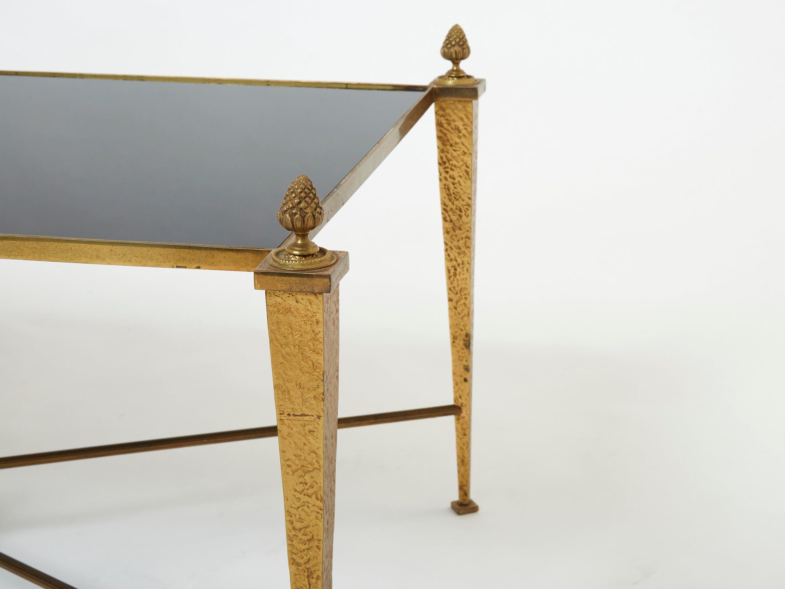 Table basse Maison Ramsay en fer forgé doré et opaline (1960s)