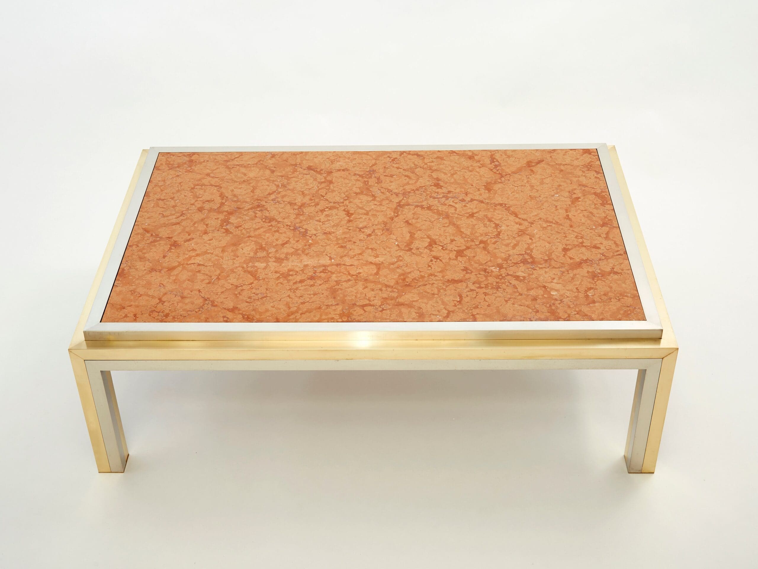 Table basse en laiton, chrome et marbre rouge par Romeo Rega, années 1970