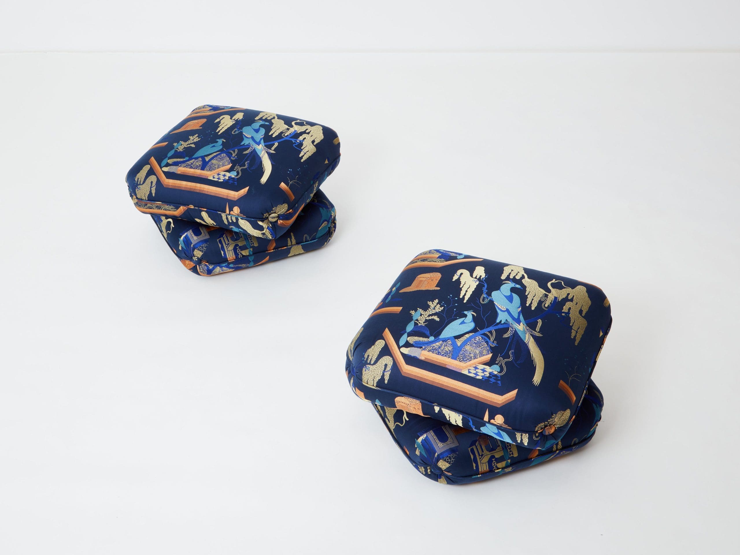 Tabourets d’exception par Jacques Charpentier pour Maison Jansen (1970s)