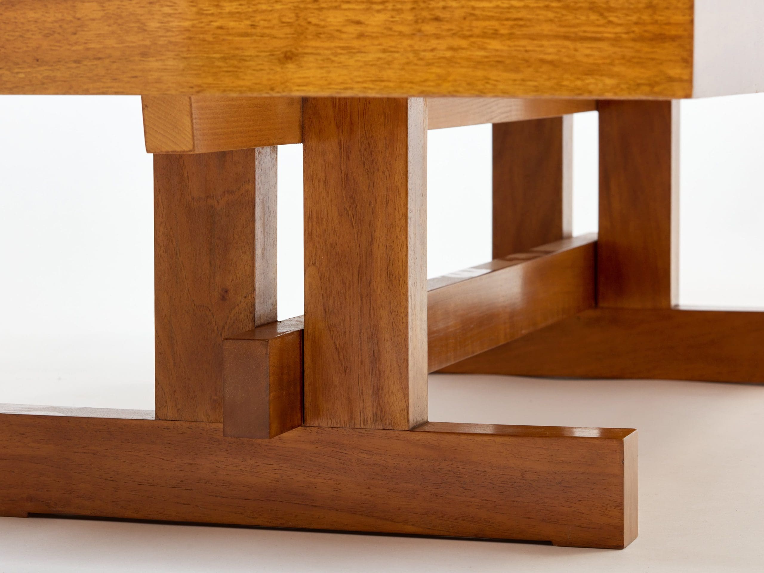 Table basse française en chêne, bois pétrifié et ardoise, années 1960
