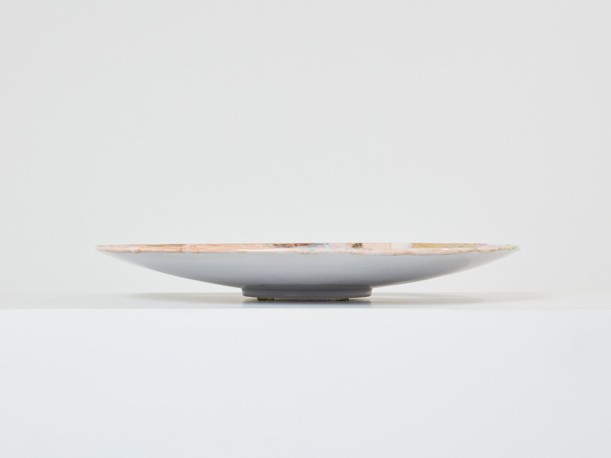 Grande Assiette Émaillée Dorée par Les Héritiers (1990)