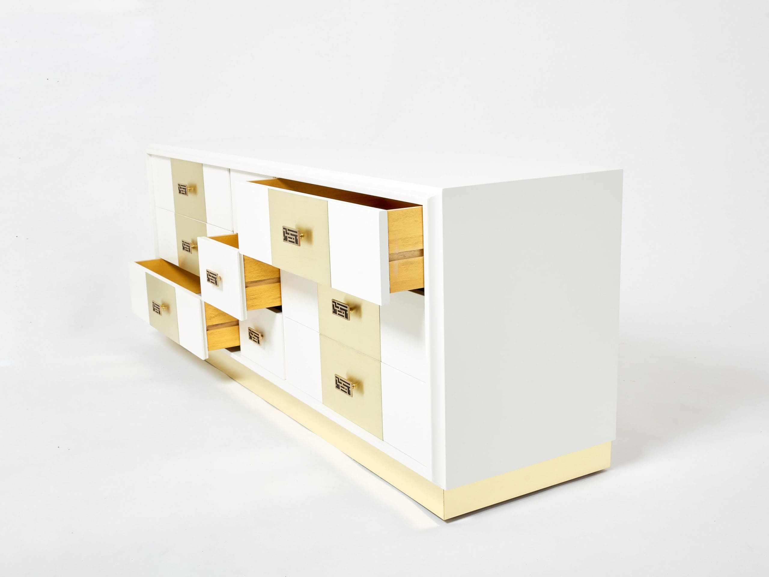 Commode en Laiton Laqué Blanc par Luciano Frigerio, 1970s