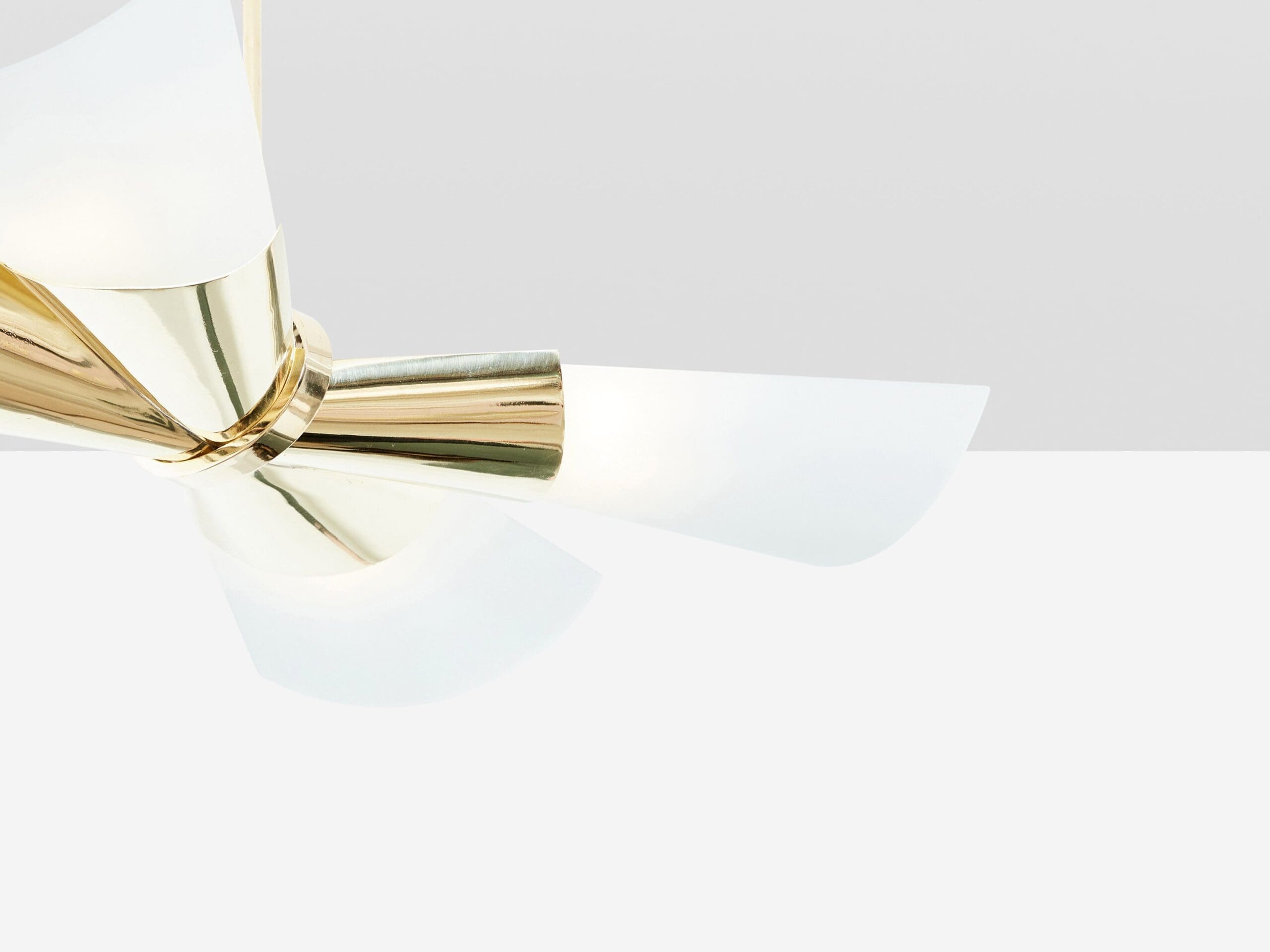 Lustre en Laiton et Verre Opalin par Max Ingrand pour Fontana Arte, 1955
