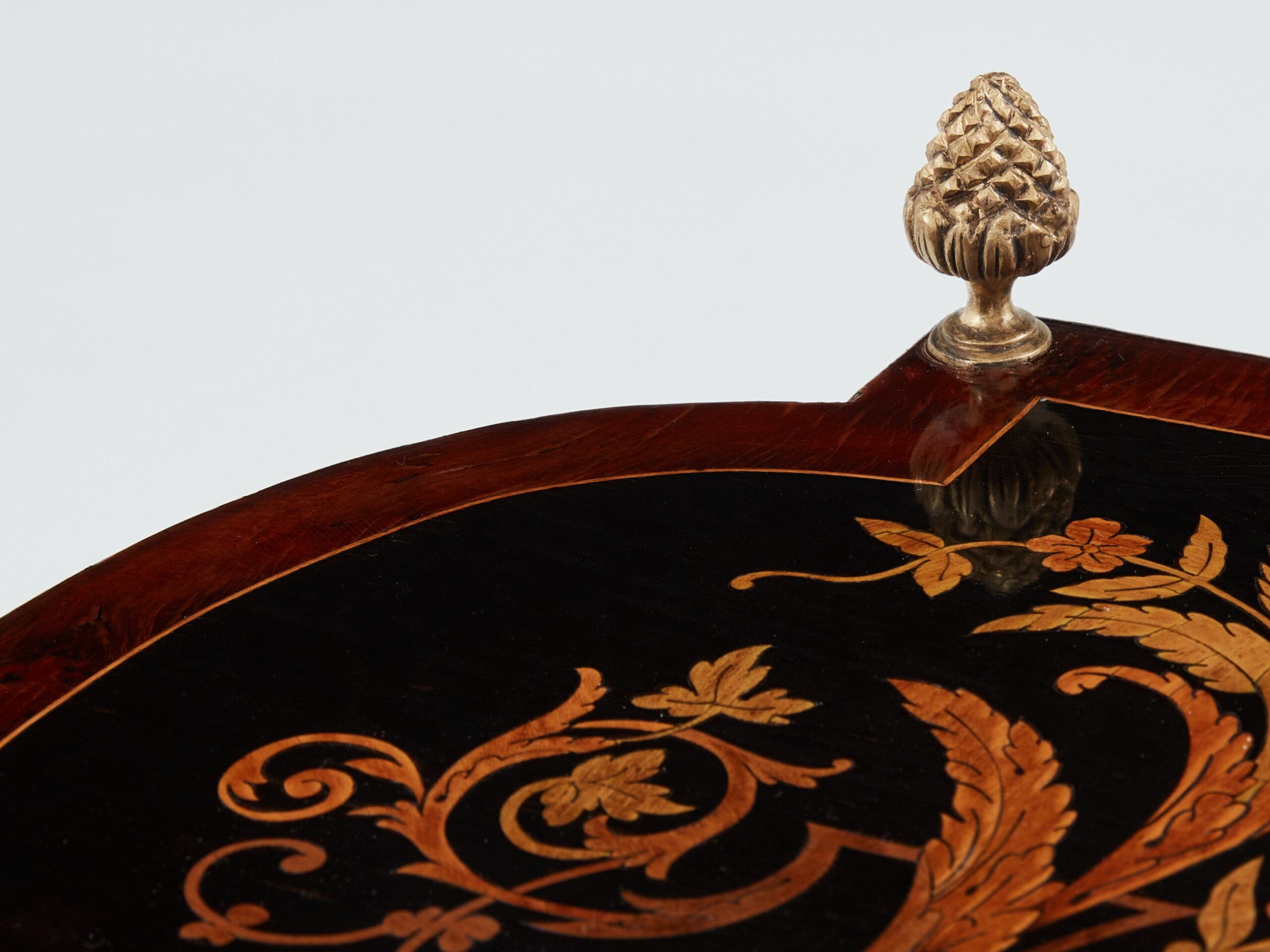 Paire de Tables d’Appoint Maison Baguès en Bronze et Marqueterie, Années 1940