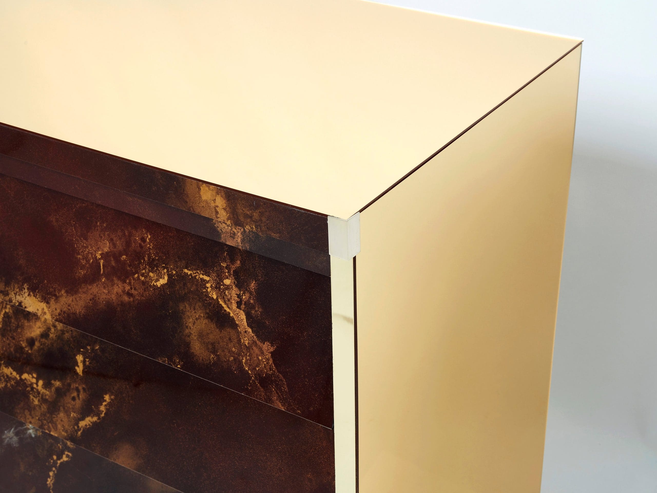 Commode Maison Jansen en chêne laqué | Pièce de collection vintage | Saint-Raphaël, années 70