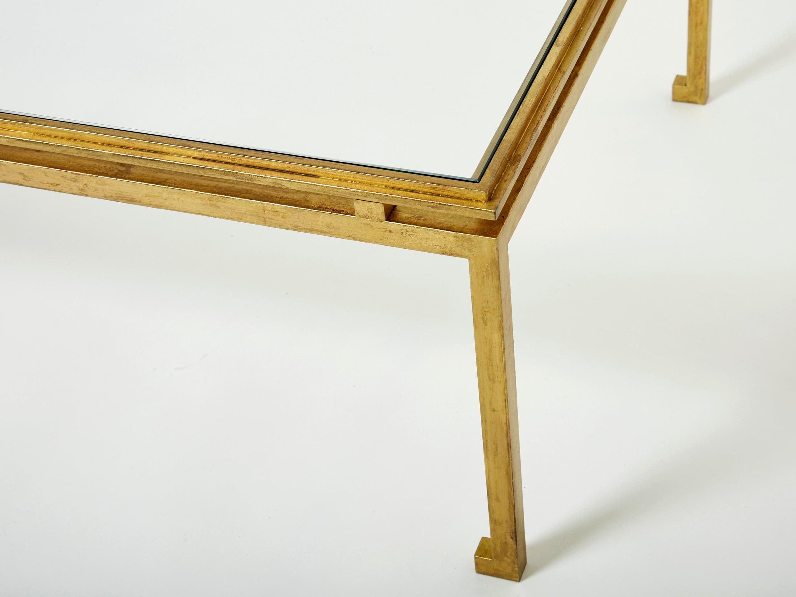 Table Basse en Fer Doré et Verre par Maison Ramsay (1950)