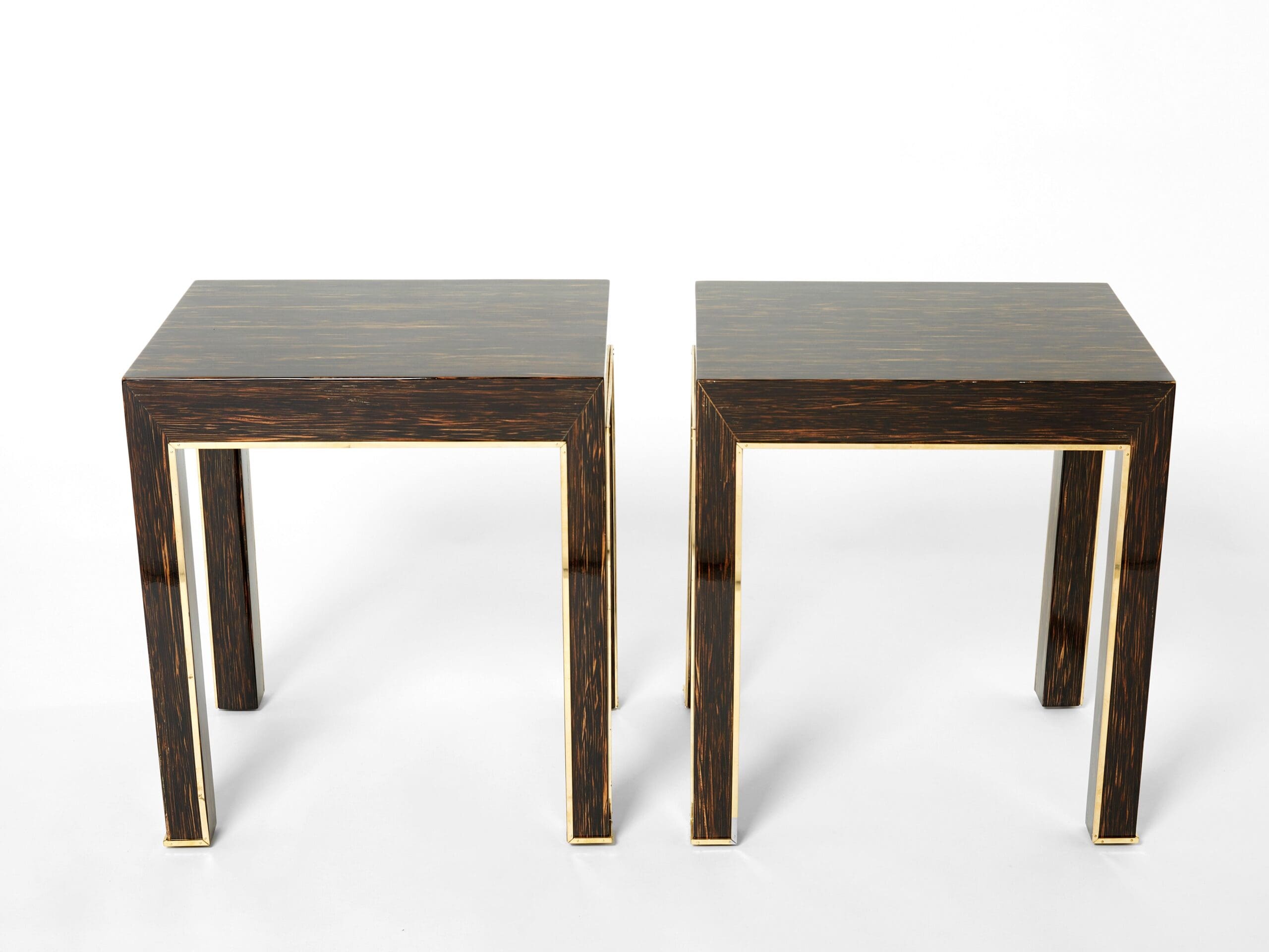 Paire de Tables d’Appoint en Bois de Palmier et Laiton par Romeo Paris, Années 1970