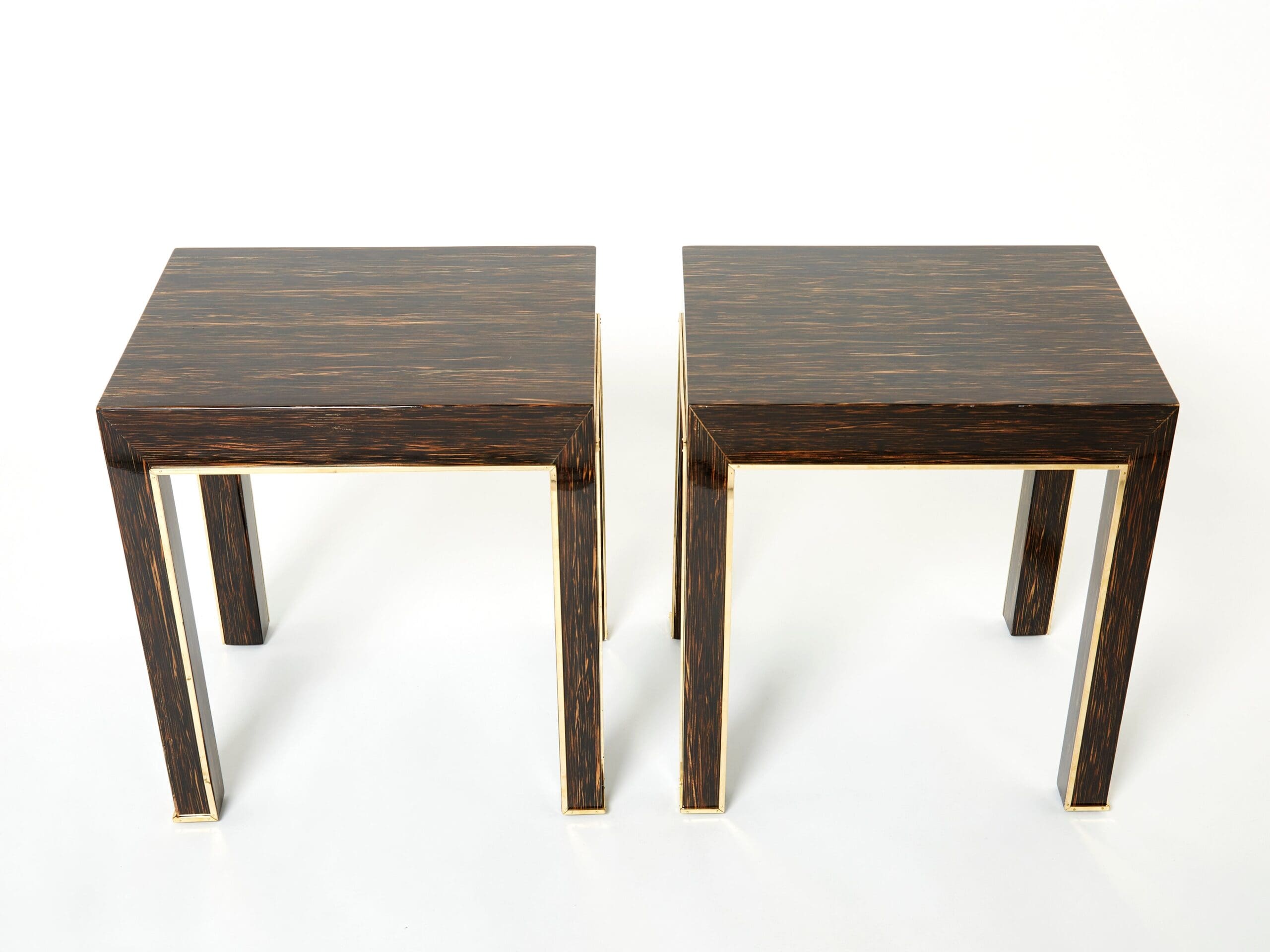 Paire de Tables d’Appoint en Bois de Palmier et Laiton par Romeo Paris, Années 1970