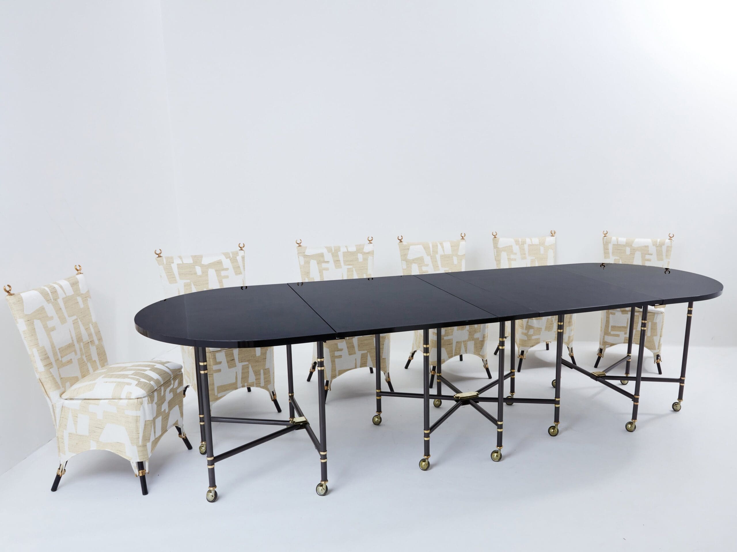 Table de Salle à Manger « Royal » par Maison Jansen, Plateau Noir Laqué, Années 1960