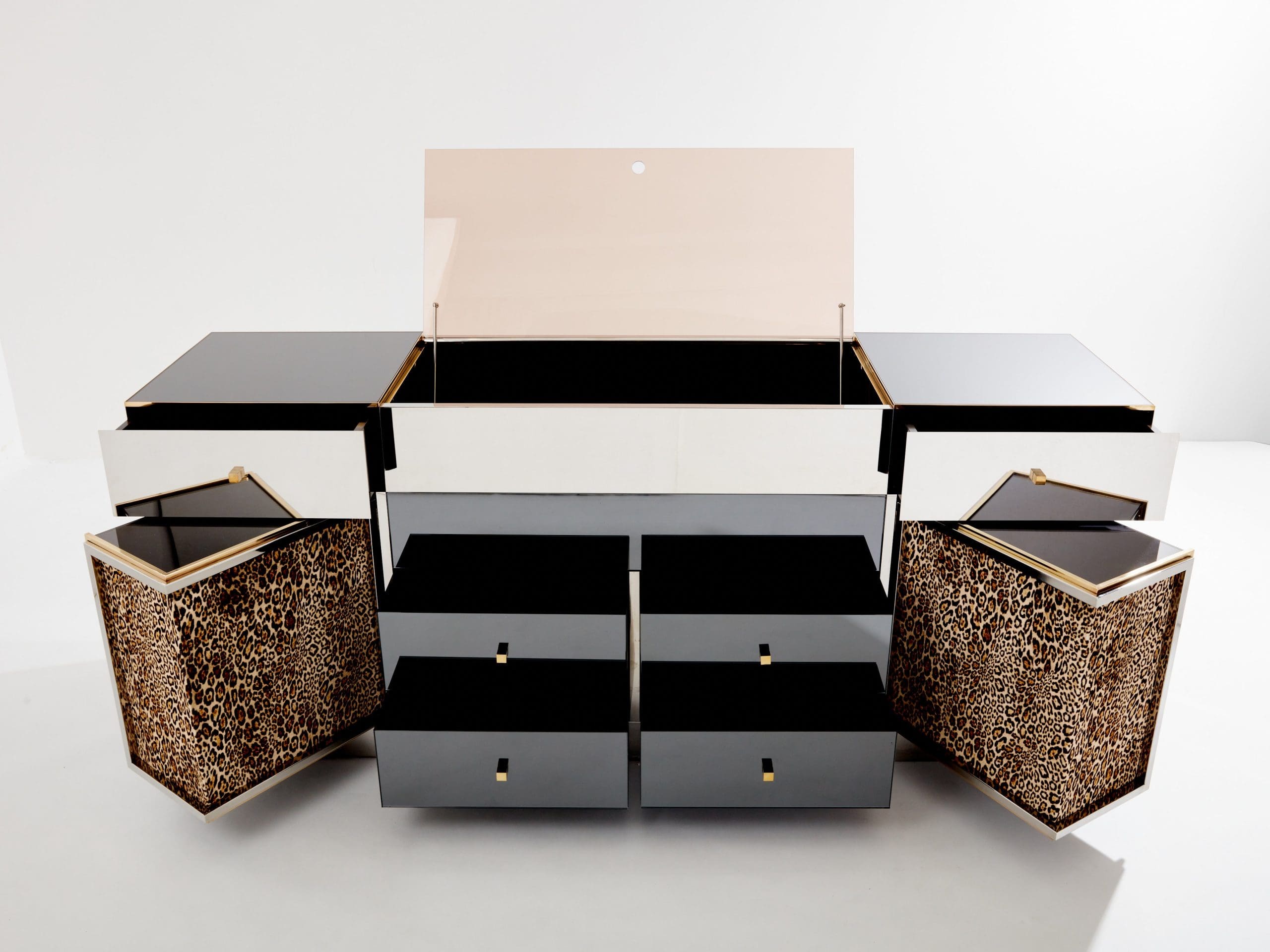 Buffet de Bar Unique de Michel Pigneres (1969)