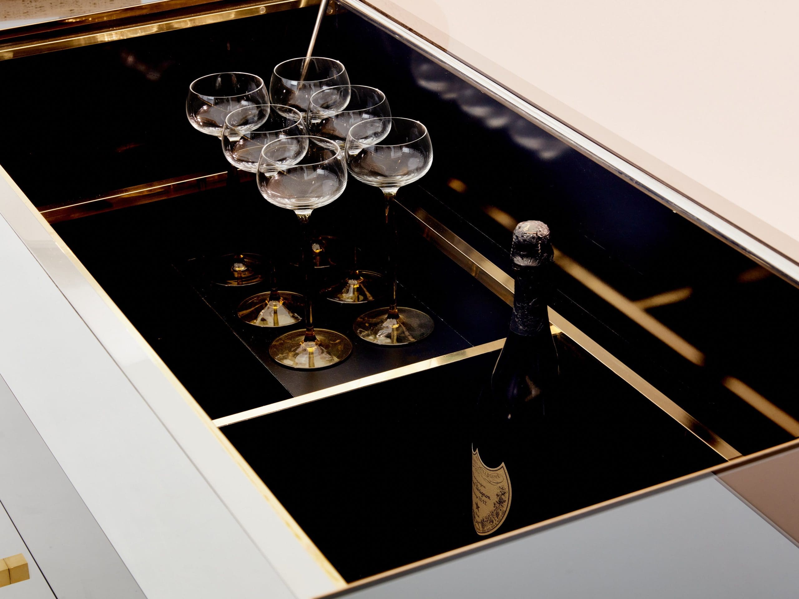 Buffet de Bar Unique de Michel Pigneres (1969)