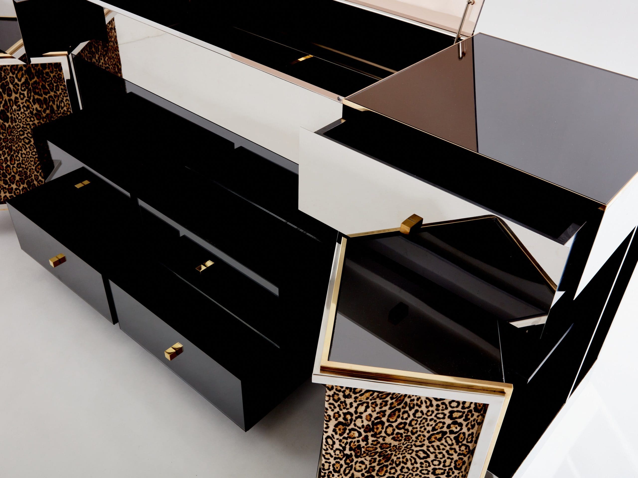 Buffet de Bar Unique de Michel Pigneres (1969)