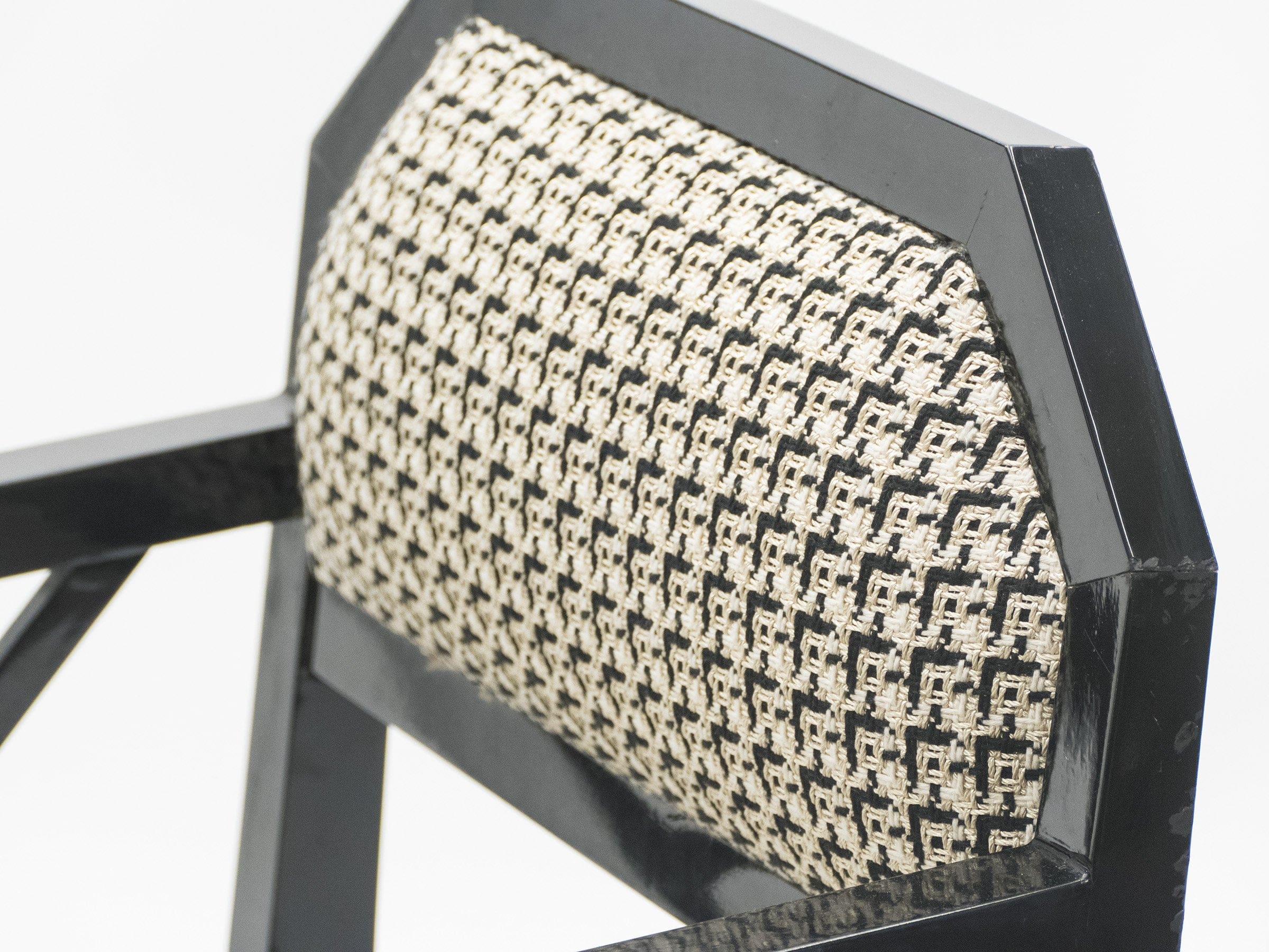 Paire de Fauteuils en Laque Noire par J.C. Mahey, Années 1970