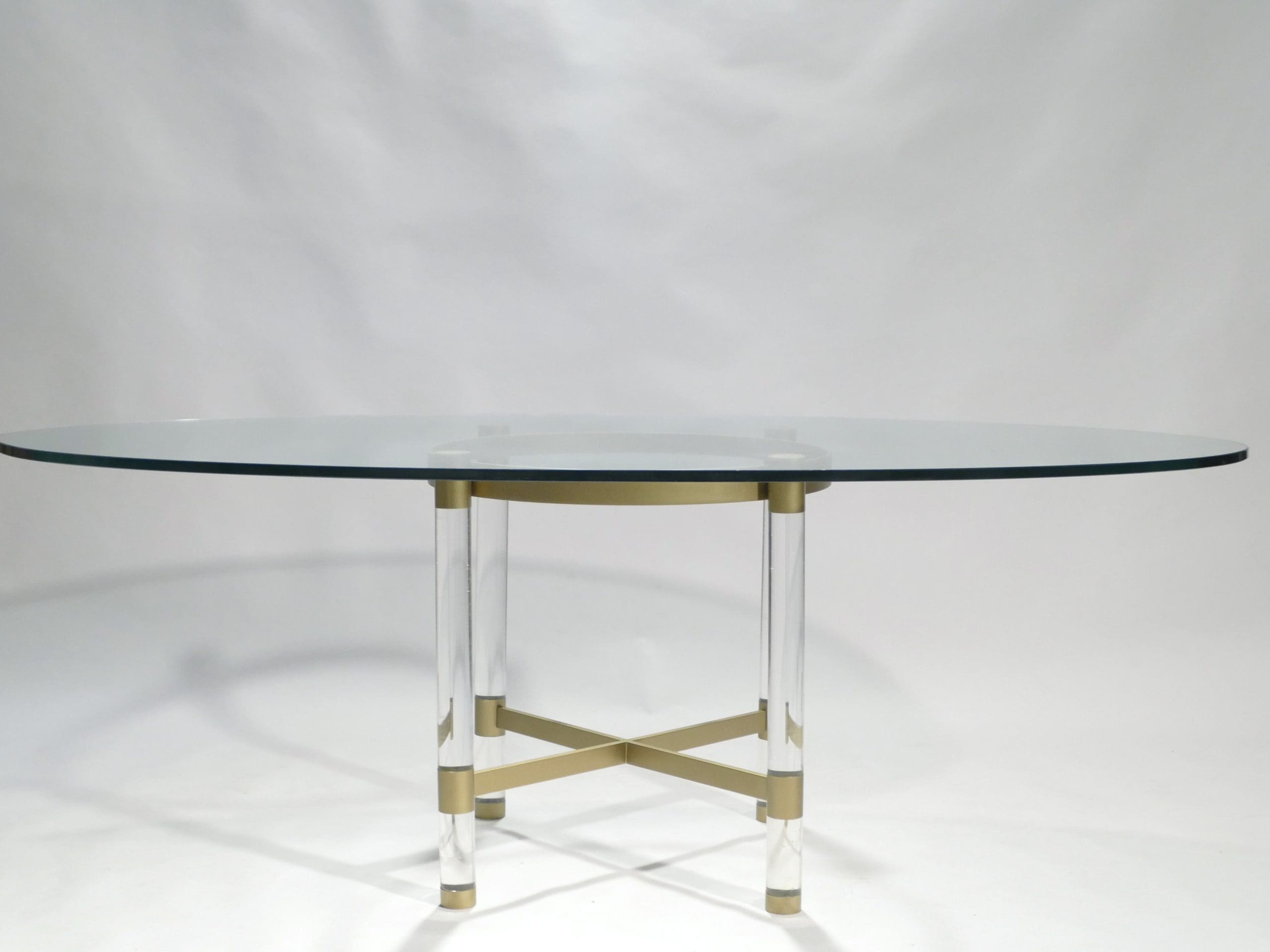 Table de salle à manger Sandro Petti en laiton et lucite pour Metalarte, années 1970