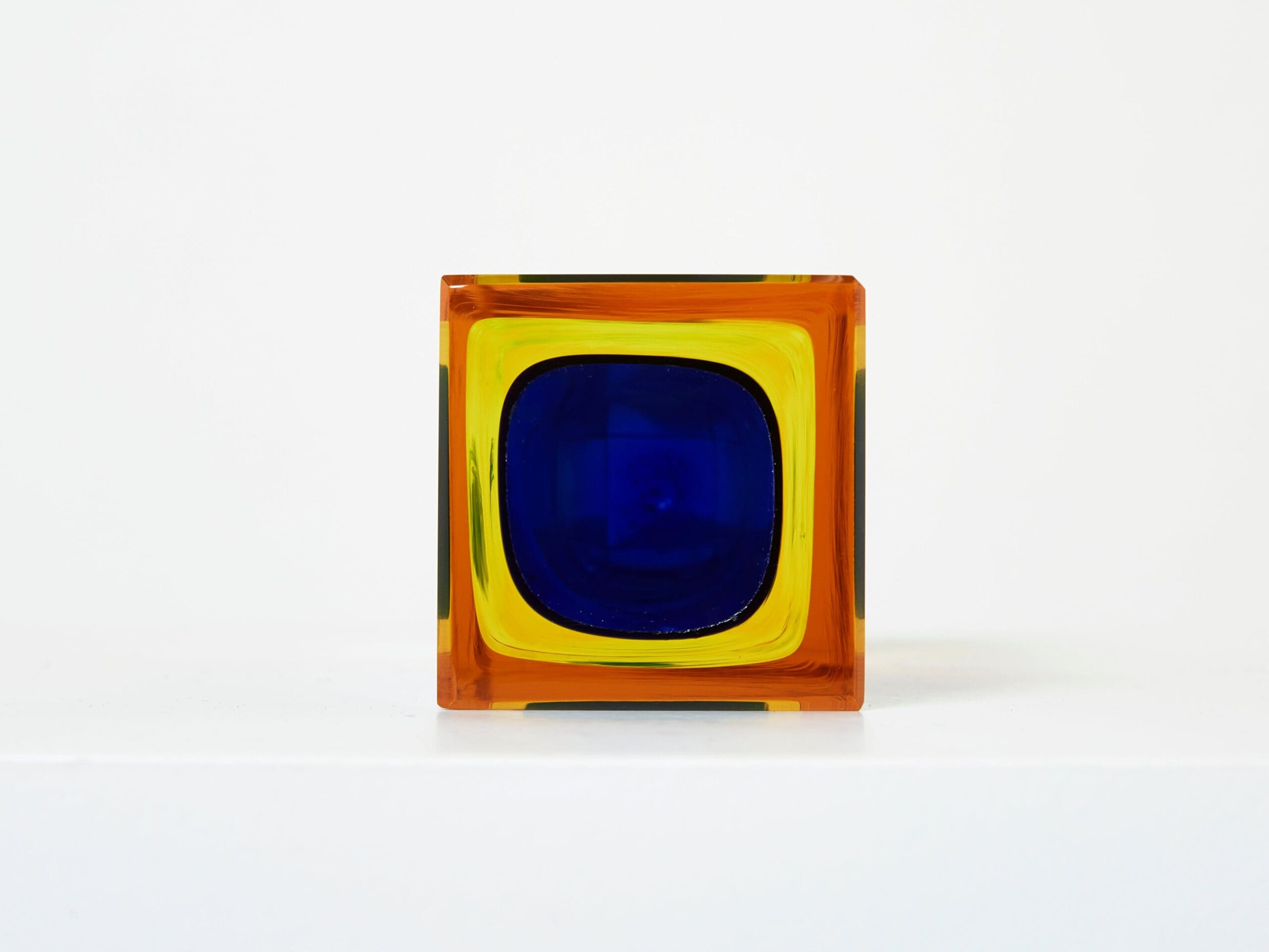 Vase Facetté Tricolore Sommerso en Verre Murano des Années 1970