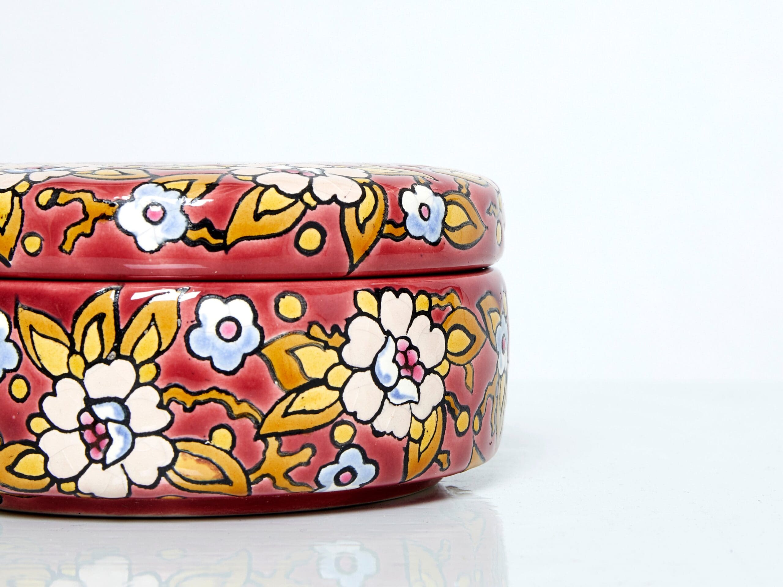 Boîte Art Déco Émaillée de Longwy, 1940 – Fleur Rouge