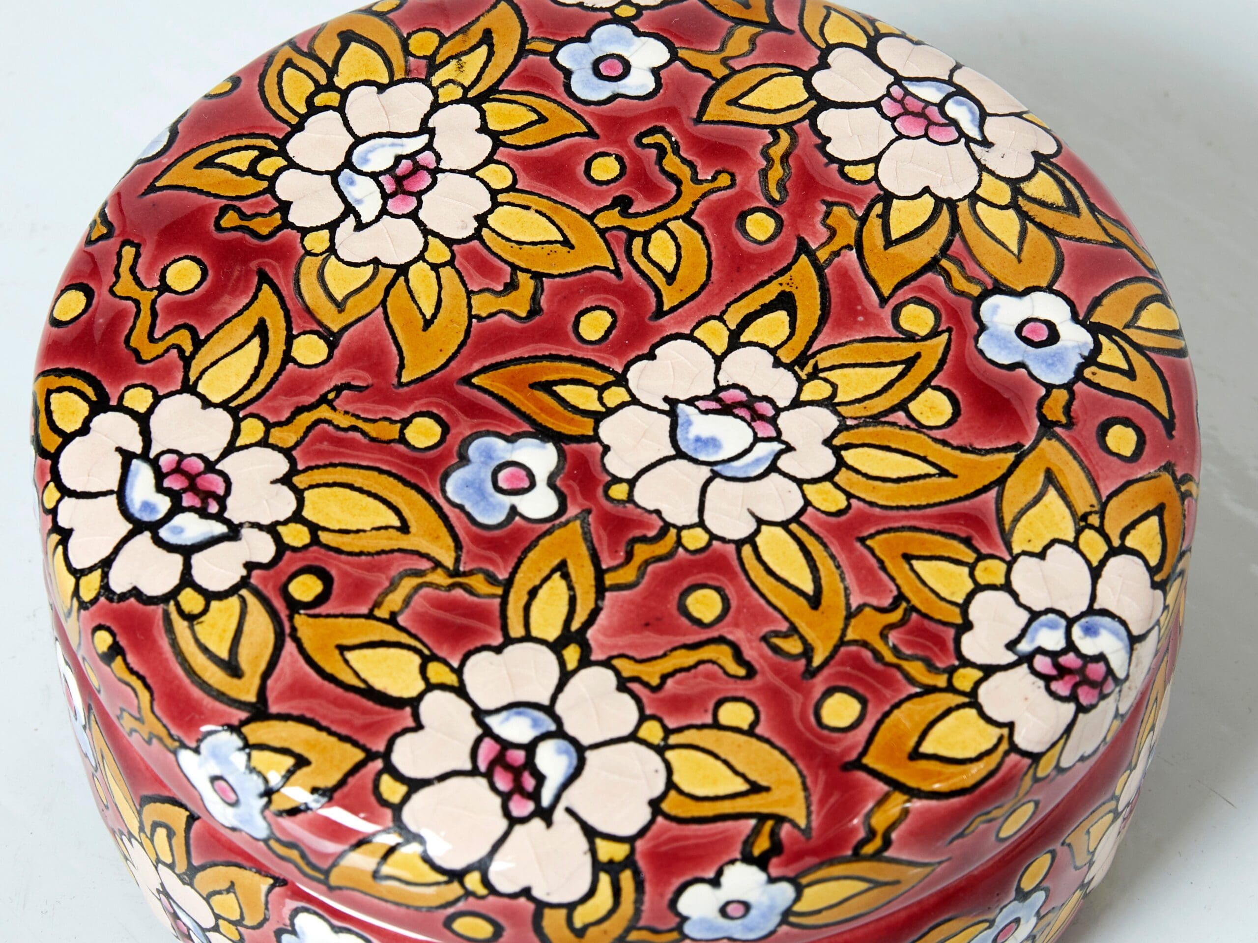 Boîte Art Déco Émaillée de Longwy, 1940 – Fleur Rouge