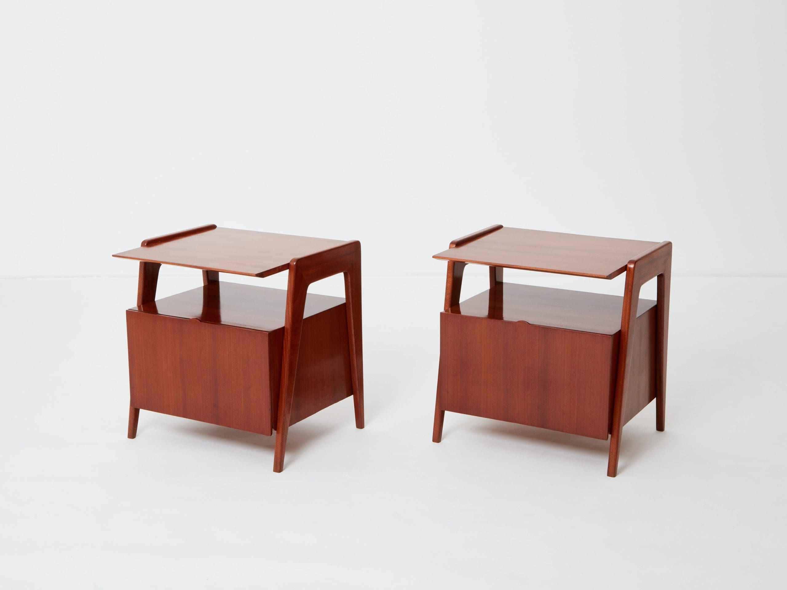 Paire de Tables de Nuit en Acajou par Silvio Cavatorta, Années 1950