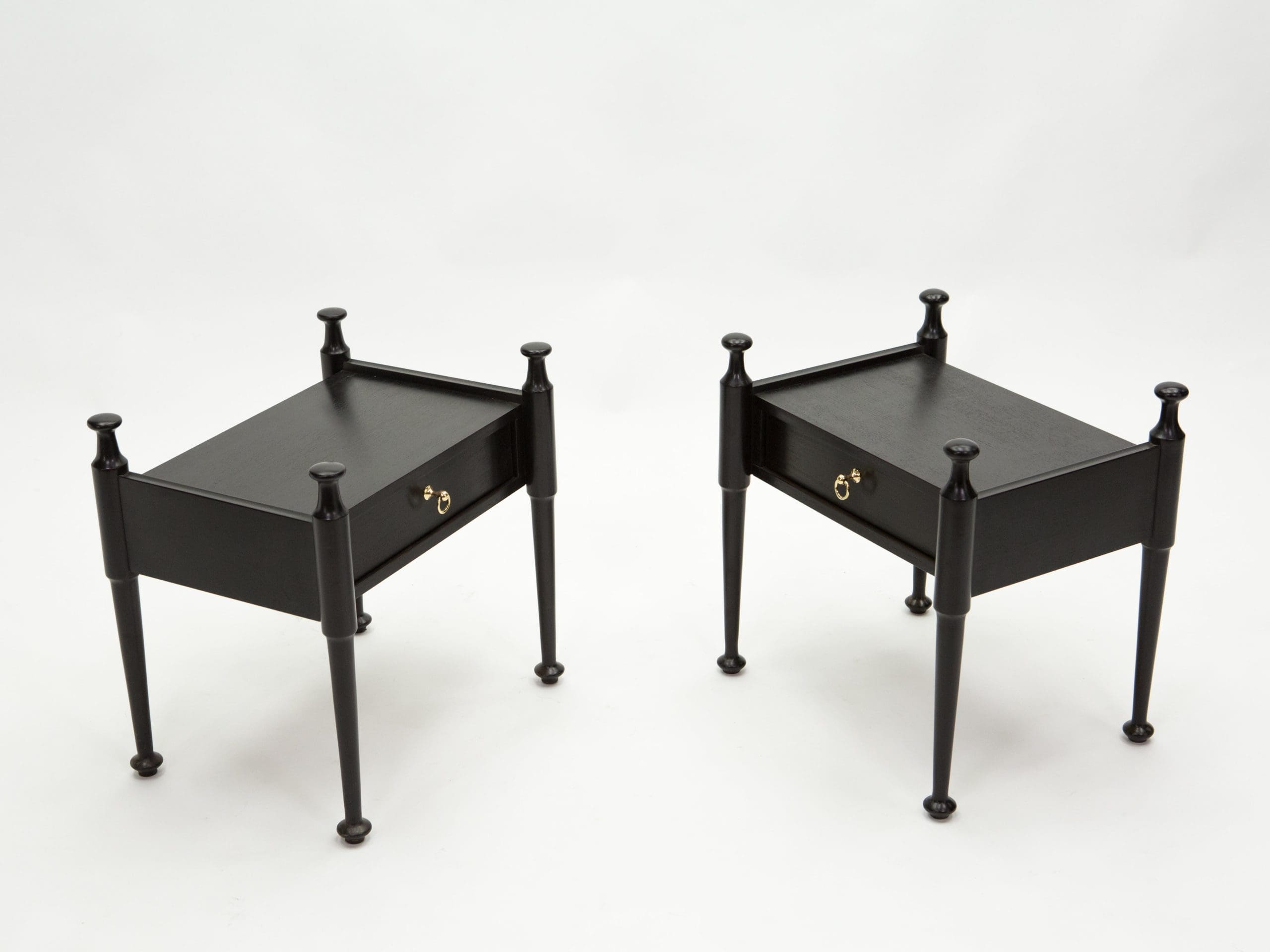 Paire de Tables de Nuit Françaises en Chêne Teinté Noir et Laiton, Années 1970