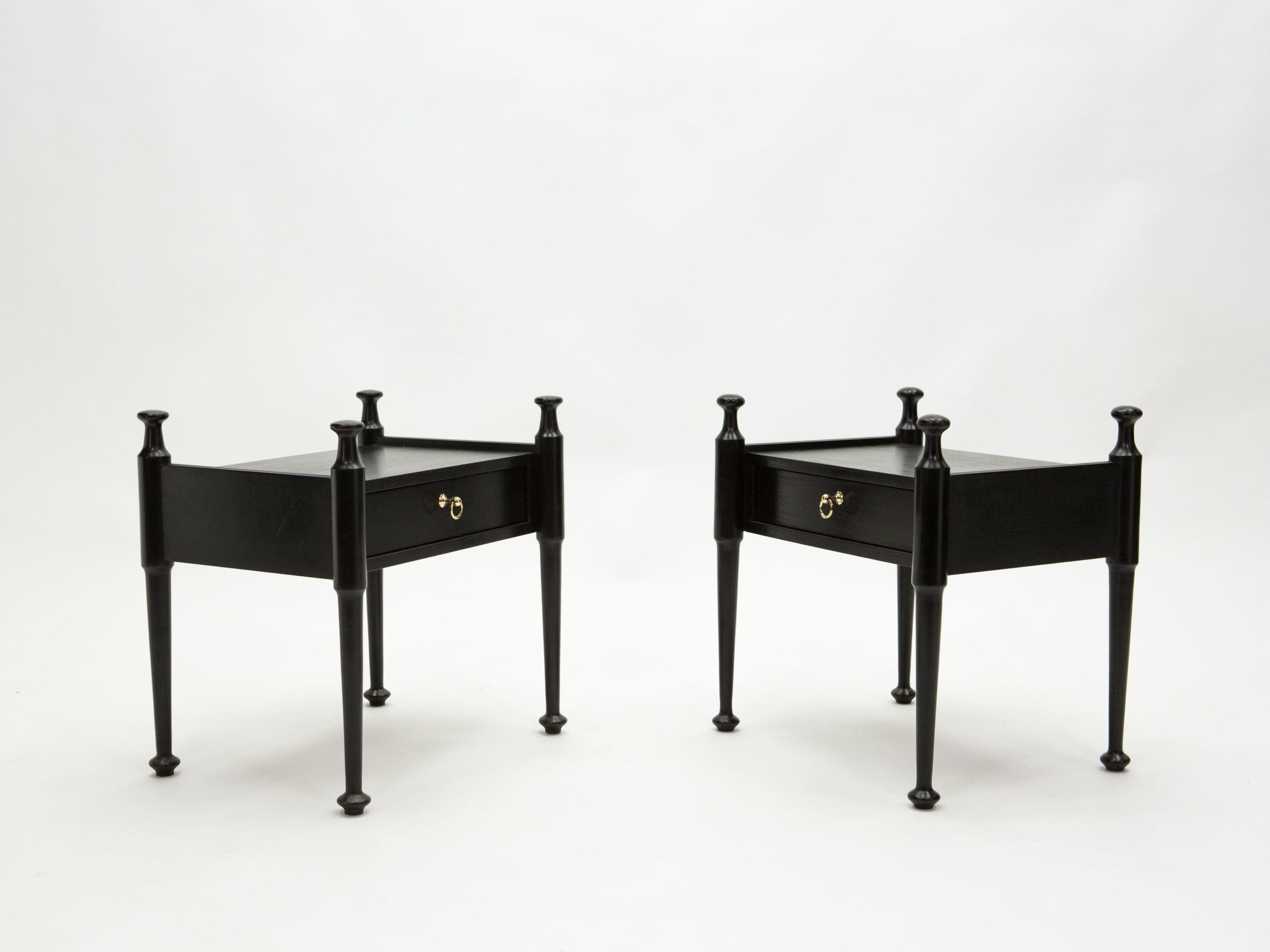 Paire de Tables de Nuit Françaises en Chêne Teinté Noir et Laiton, Années 1970