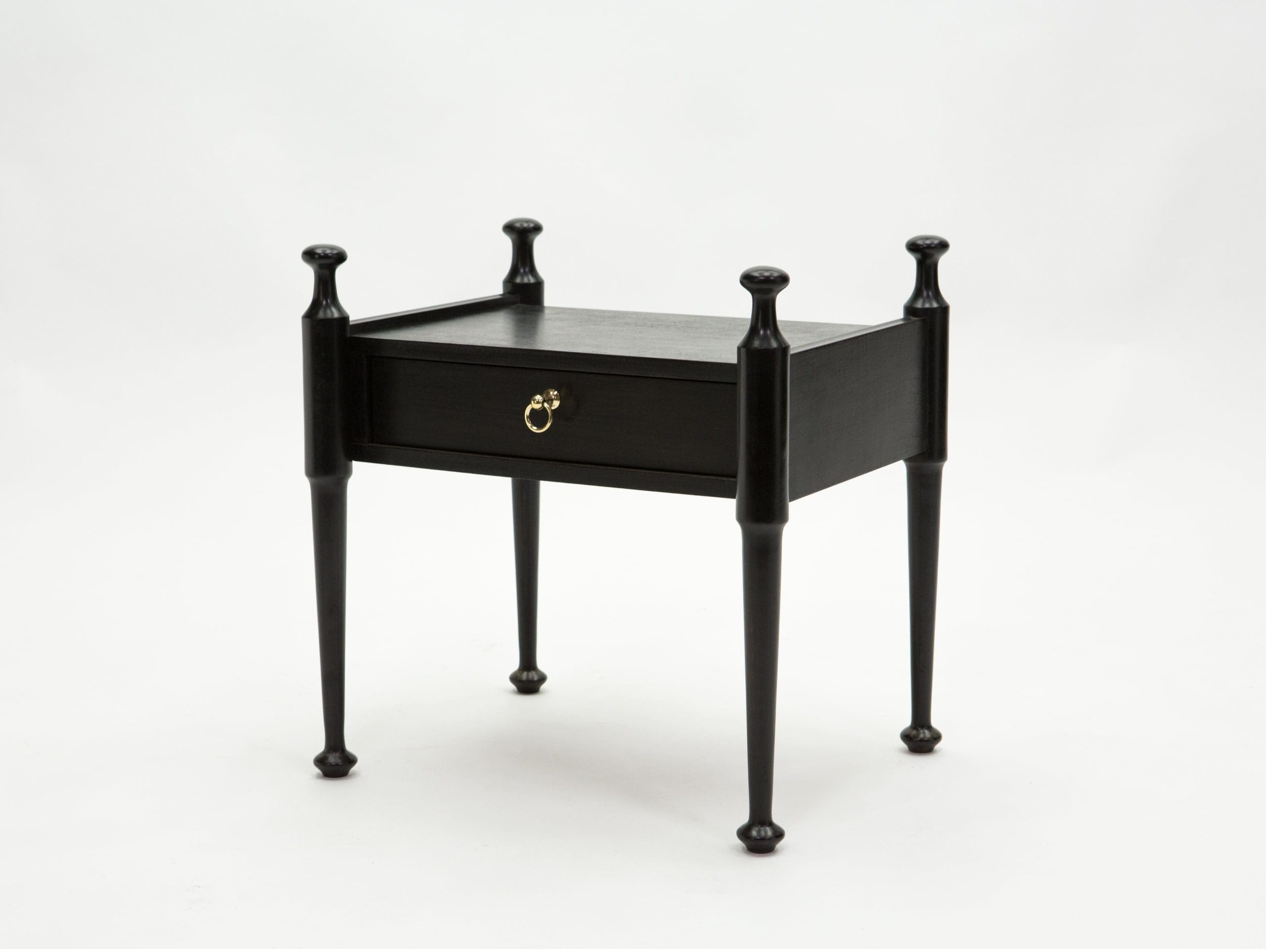Paire de Tables de Nuit Françaises en Chêne Teinté Noir et Laiton, Années 1970