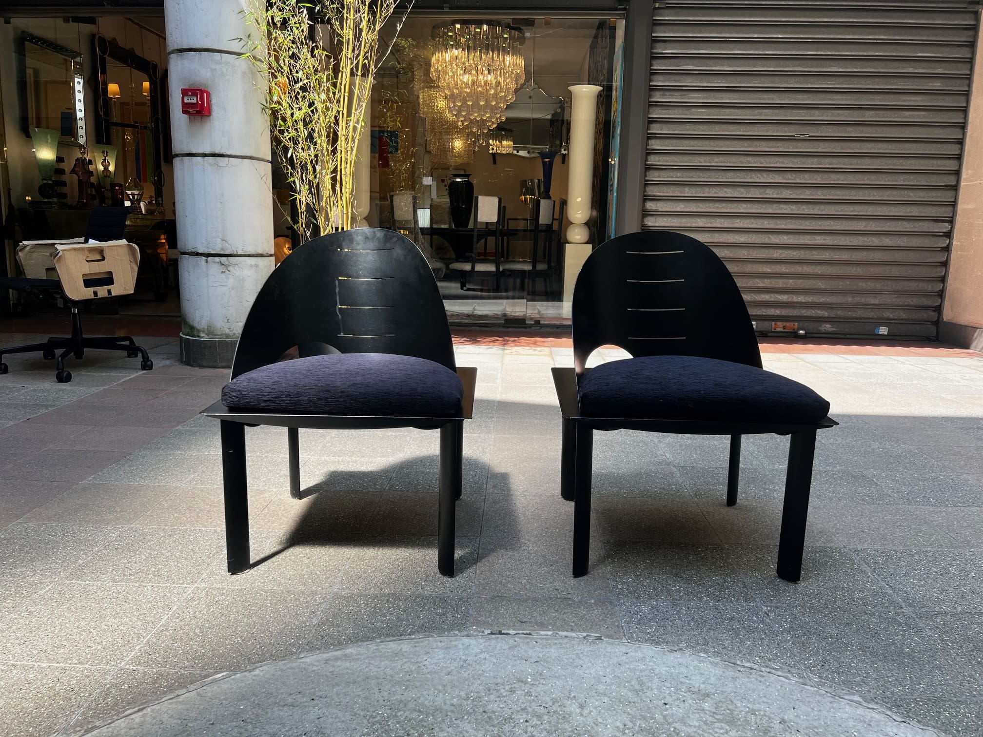 Paire de Chaises en Métal Laqué Noir par Patrice Bonneau