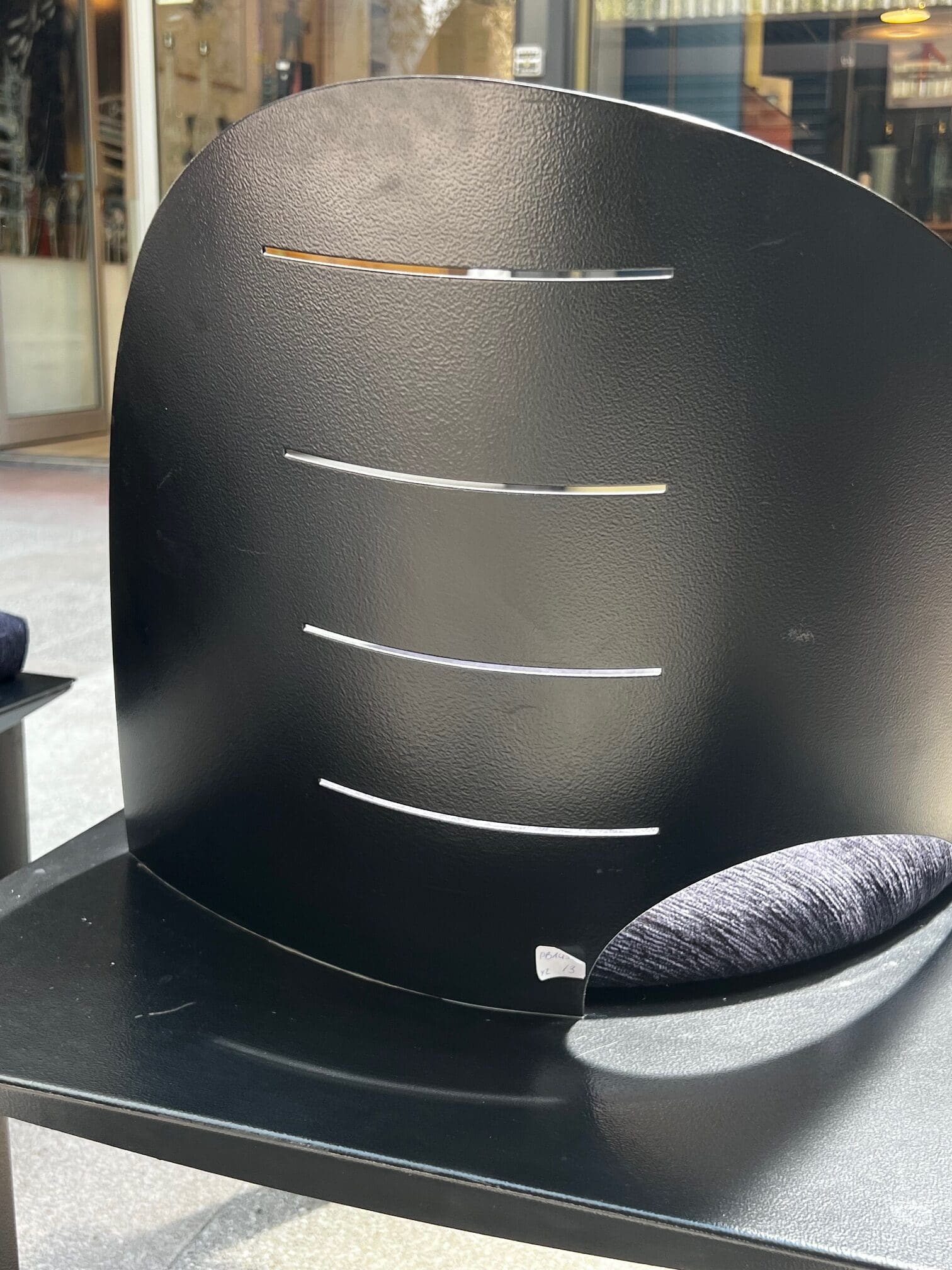 Paire de Chaises en Métal Laqué Noir par Patrice Bonneau