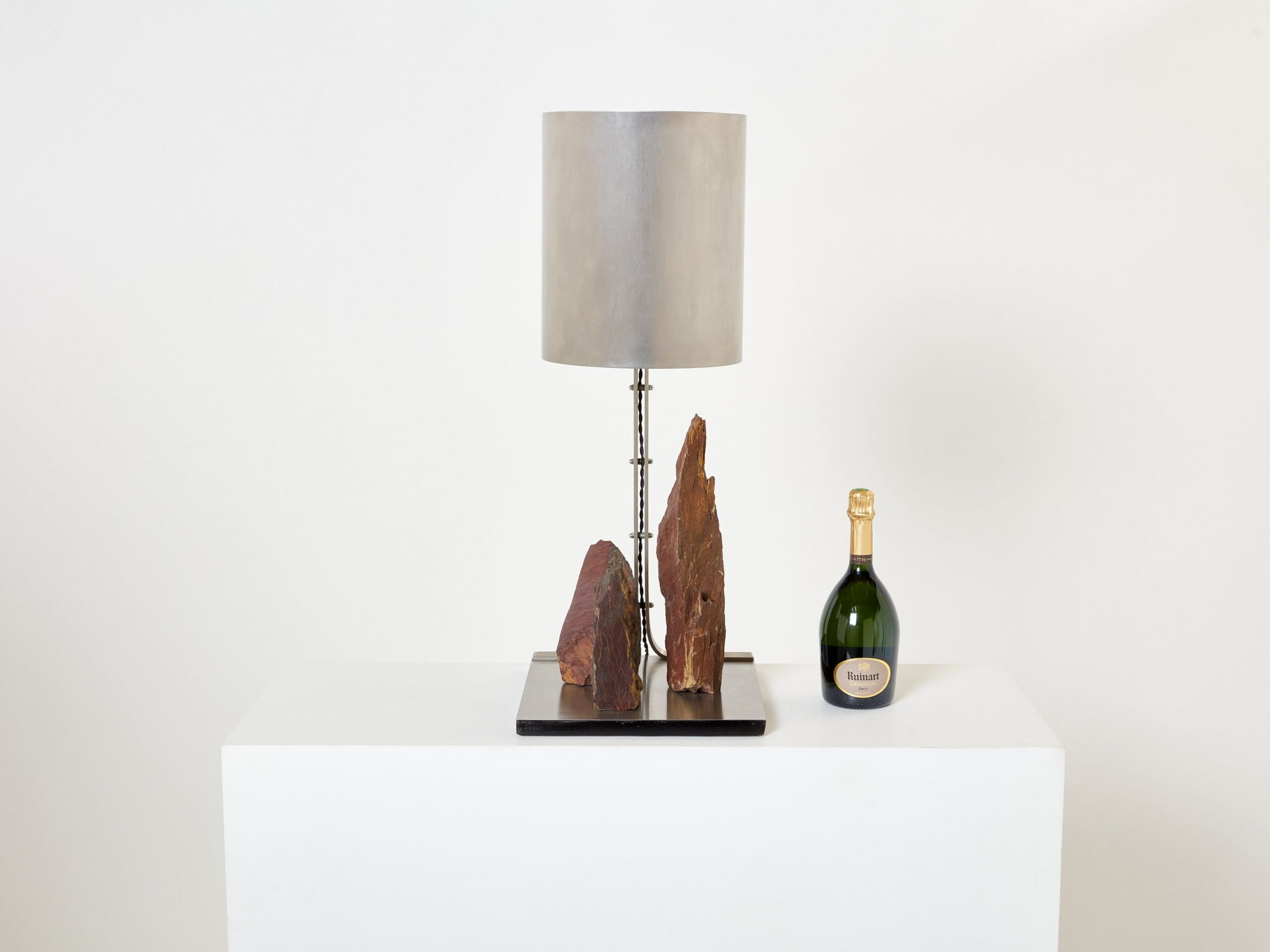 Lampe Brutaliste par Philippe Jean en Acier et Schiste Rouge, Années 1970