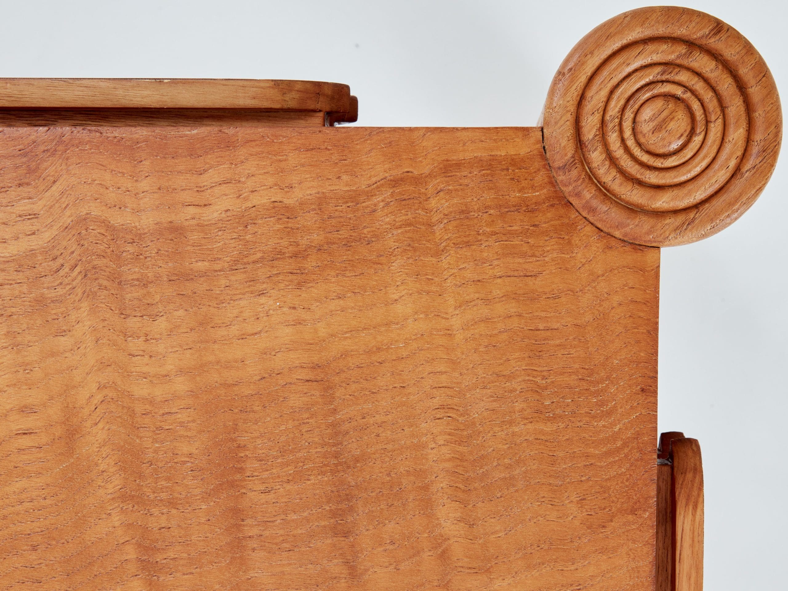 Table Basse Monumentale en Frêne Sculpté par Pier Luigi Colli, Années 1950