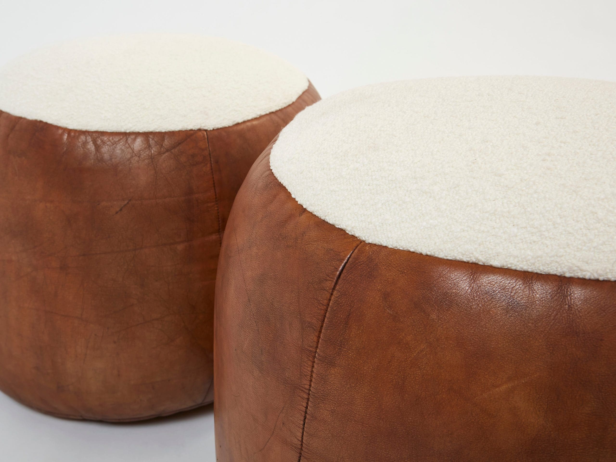 Ensemble de Deux Canapés Croissant par Raphaël Raffel, Cuir et Bouclé, Années 1970