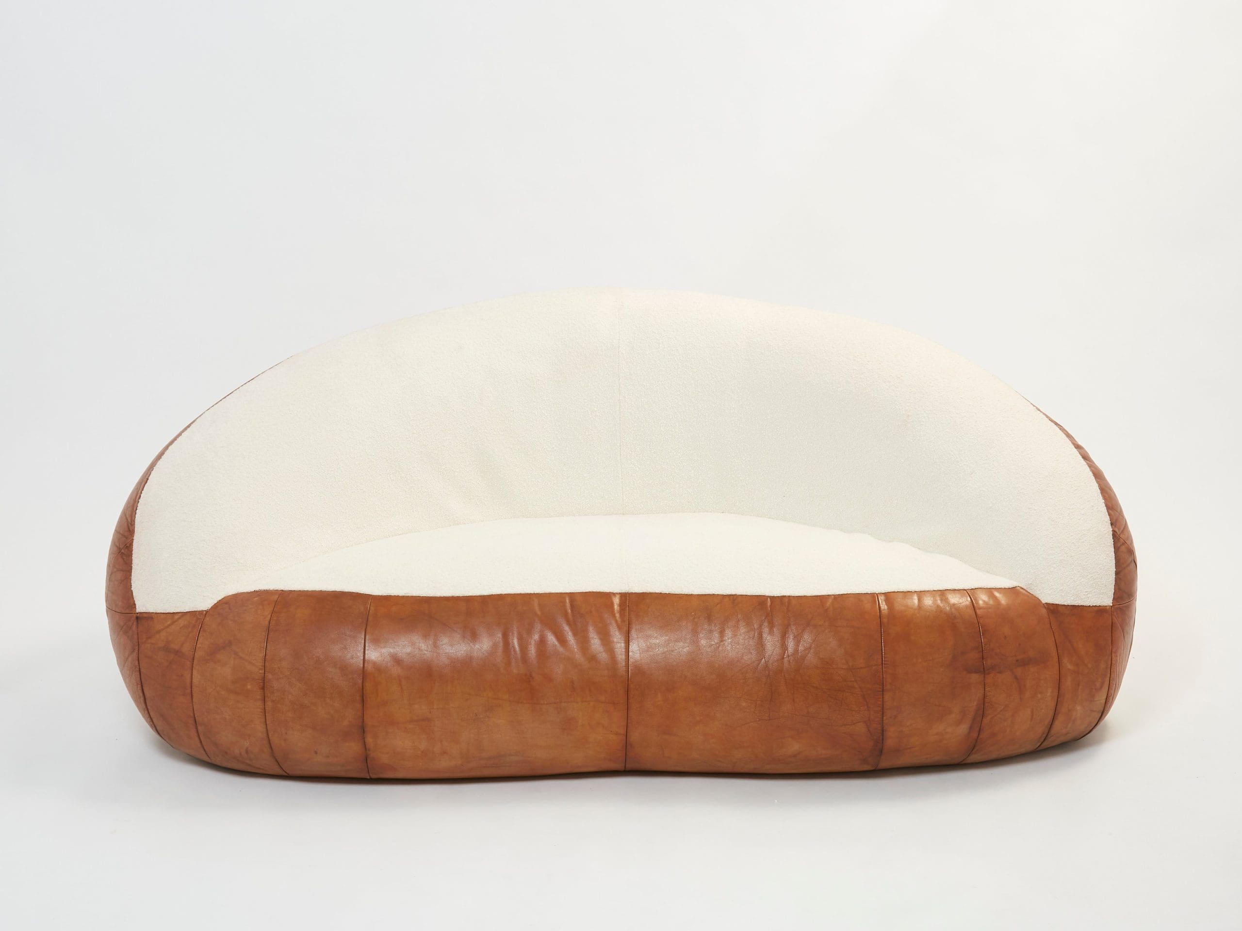 Ensemble de Deux Canapés Croissant par Raphaël Raffel, Cuir et Bouclé, Années 1970