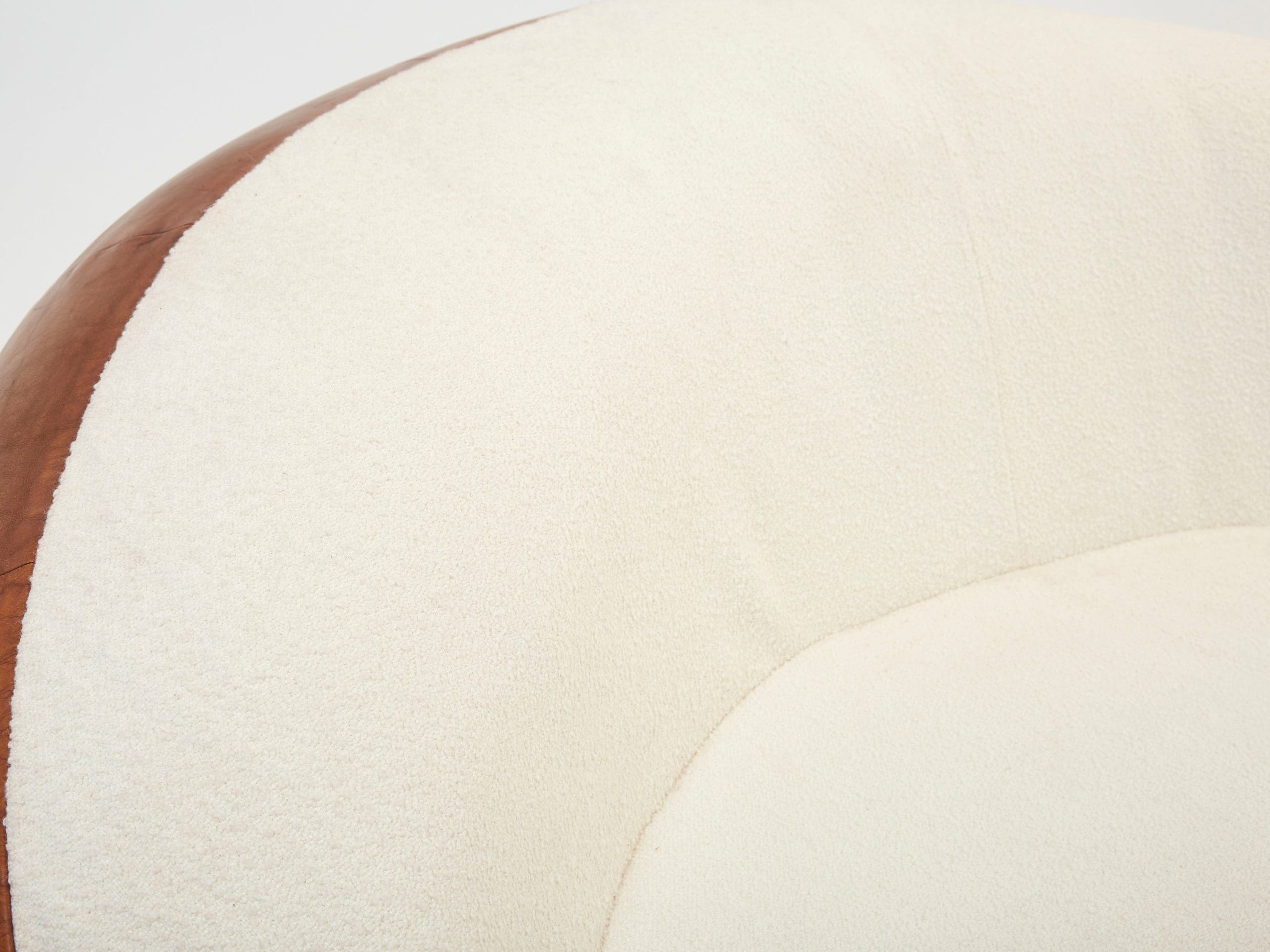 Ensemble de Deux Canapés Croissant par Raphaël Raffel, Cuir et Bouclé, Années 1970