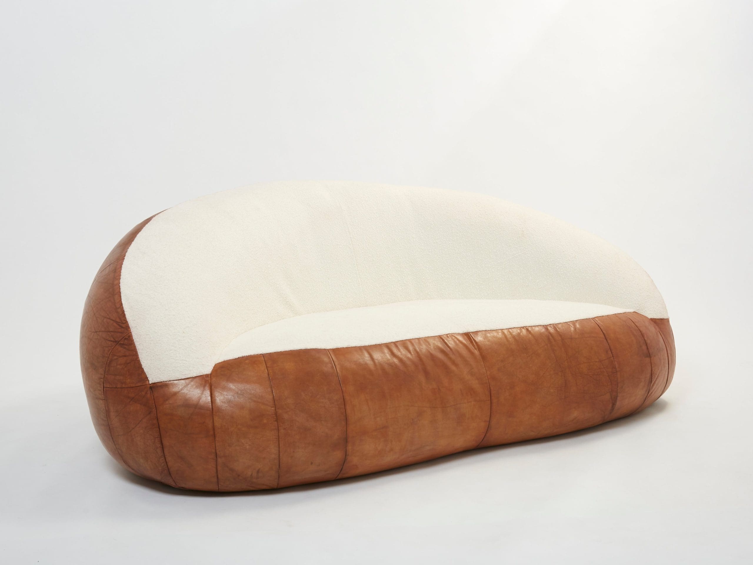 Ensemble de Deux Canapés Croissant par Raphaël Raffel, Cuir et Bouclé, Années 1970