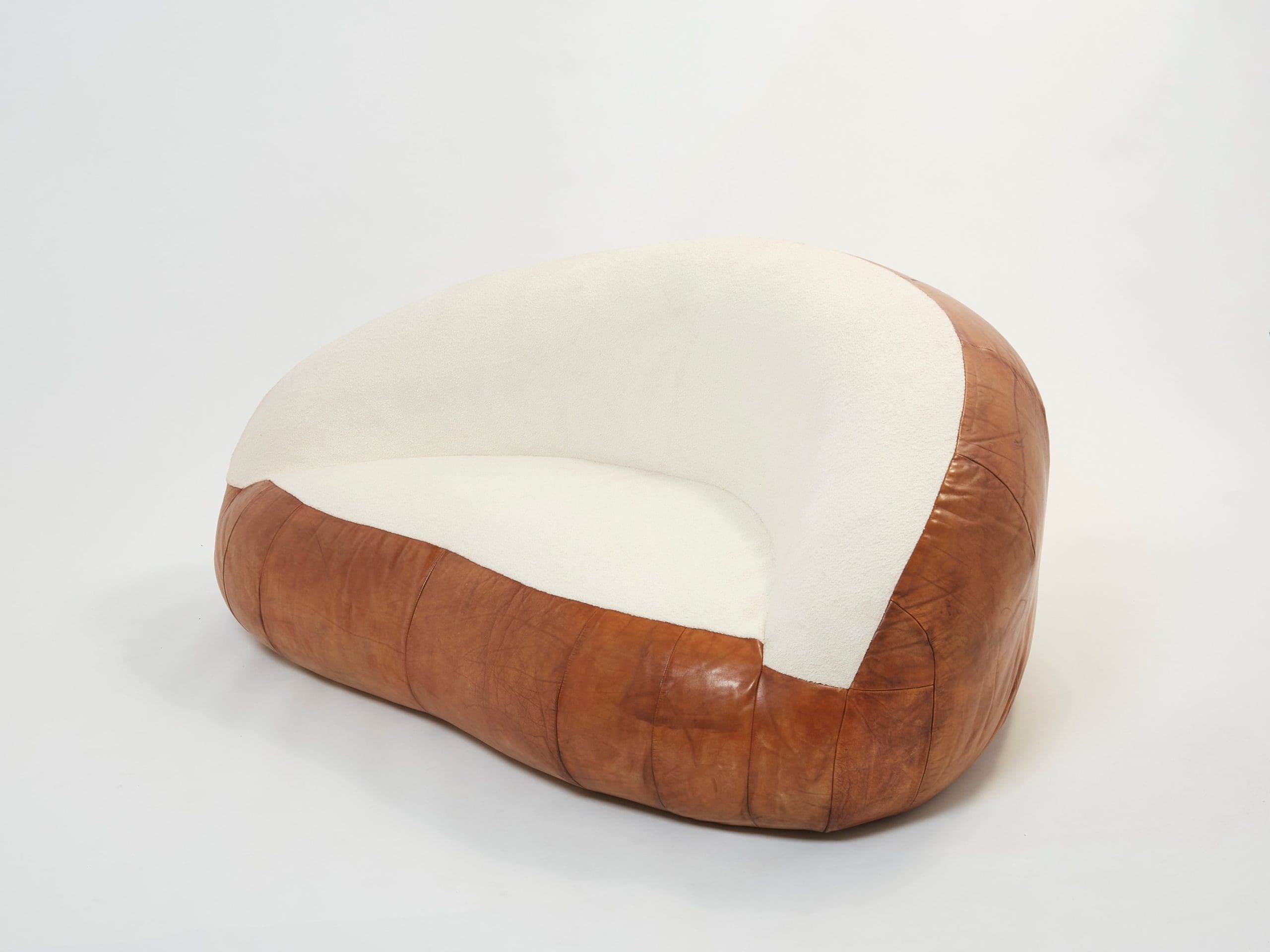 Ensemble de Deux Canapés Croissant par Raphaël Raffel, Cuir et Bouclé, Années 1970