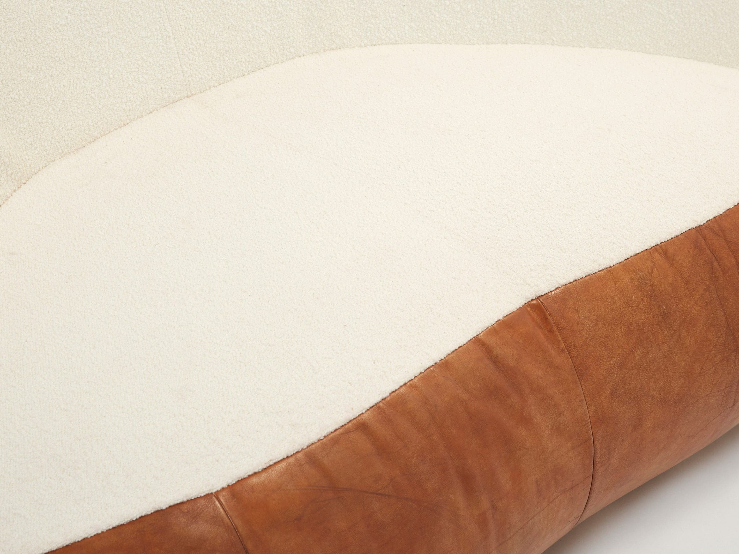 Ensemble de Deux Canapés Croissant par Raphaël Raffel, Cuir et Bouclé, Années 1970