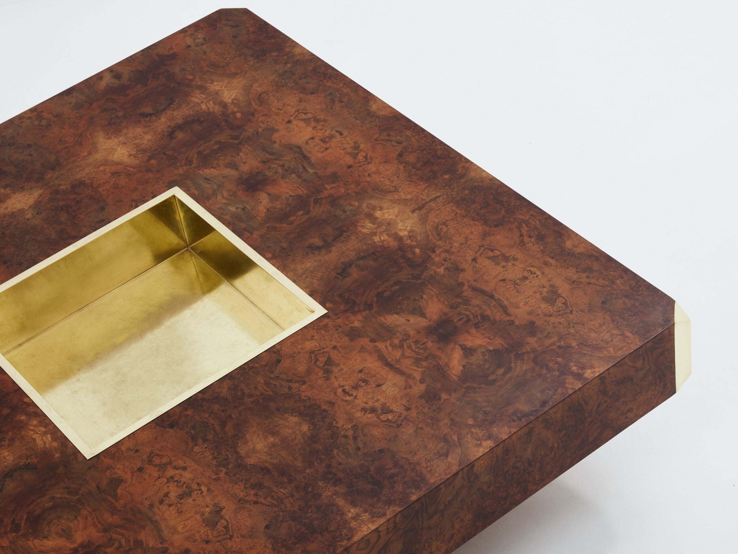 Table Basse Carrée Willy Rizzo en Loupe et Laiton, Modèle Alveo, Années 1970