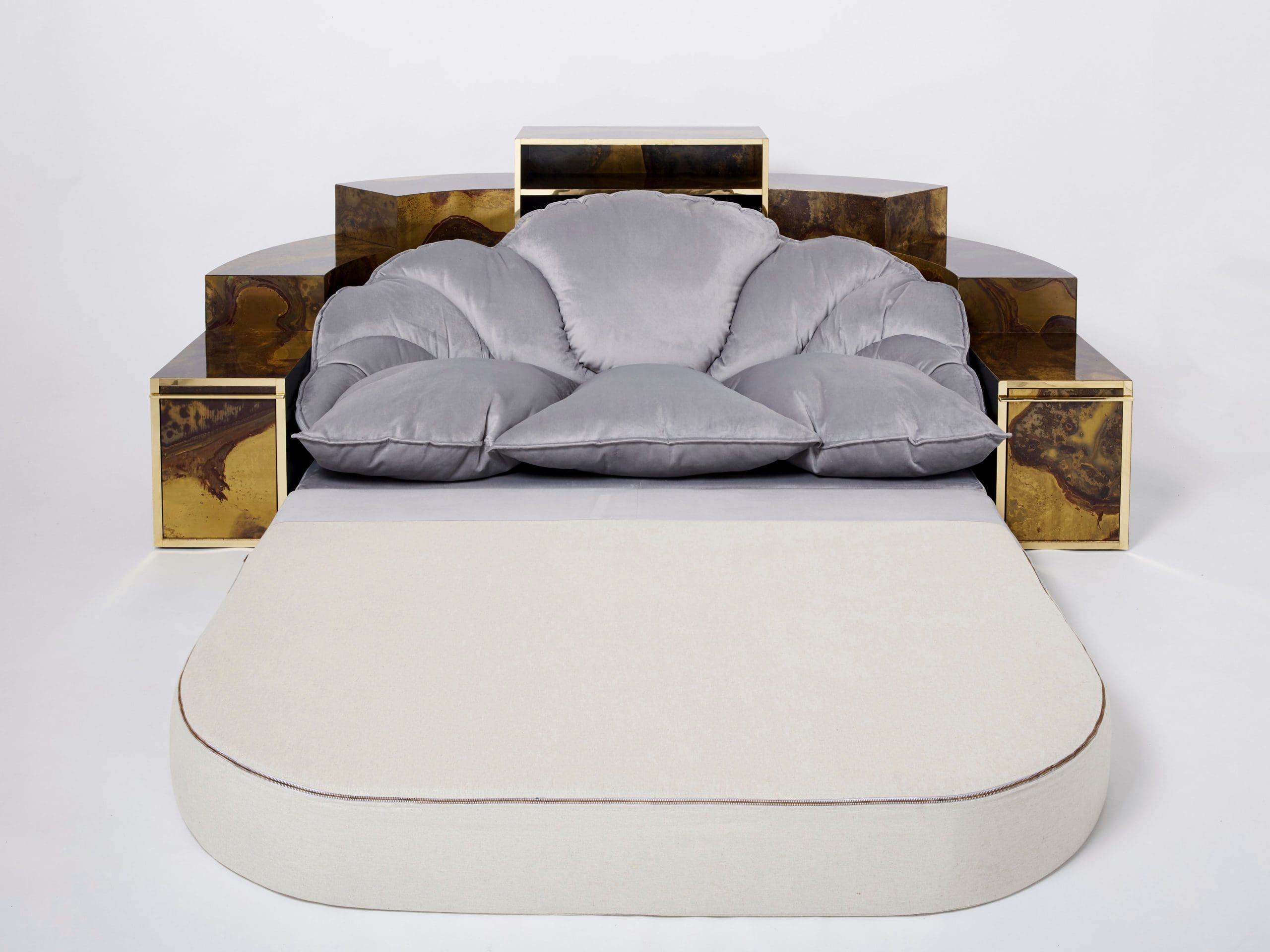 Sofa-lit en velours de laiton oxydé Isabelle & Richard Faure, années 1970