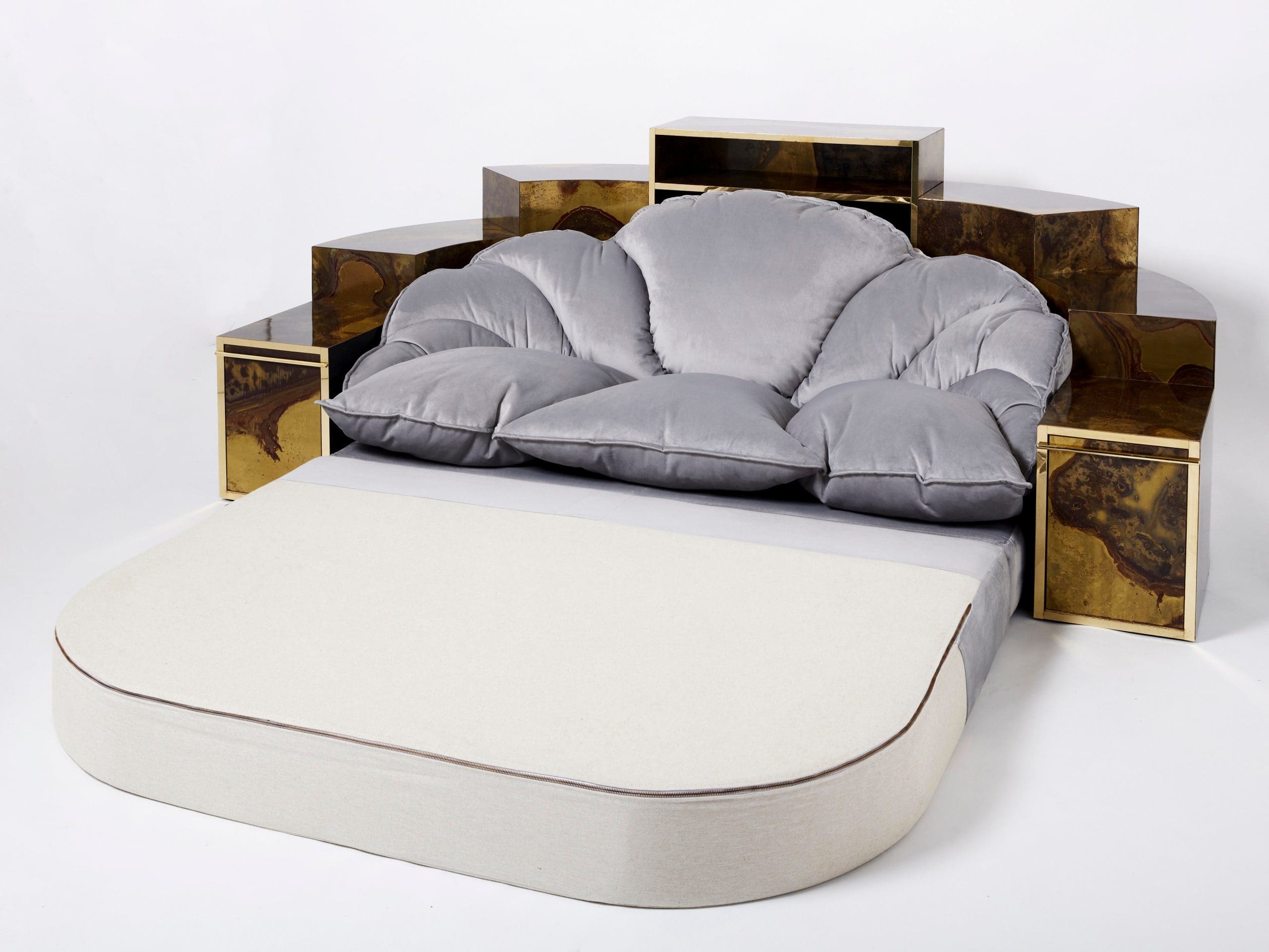 Sofa-lit en velours de laiton oxydé Isabelle & Richard Faure, années 1970
