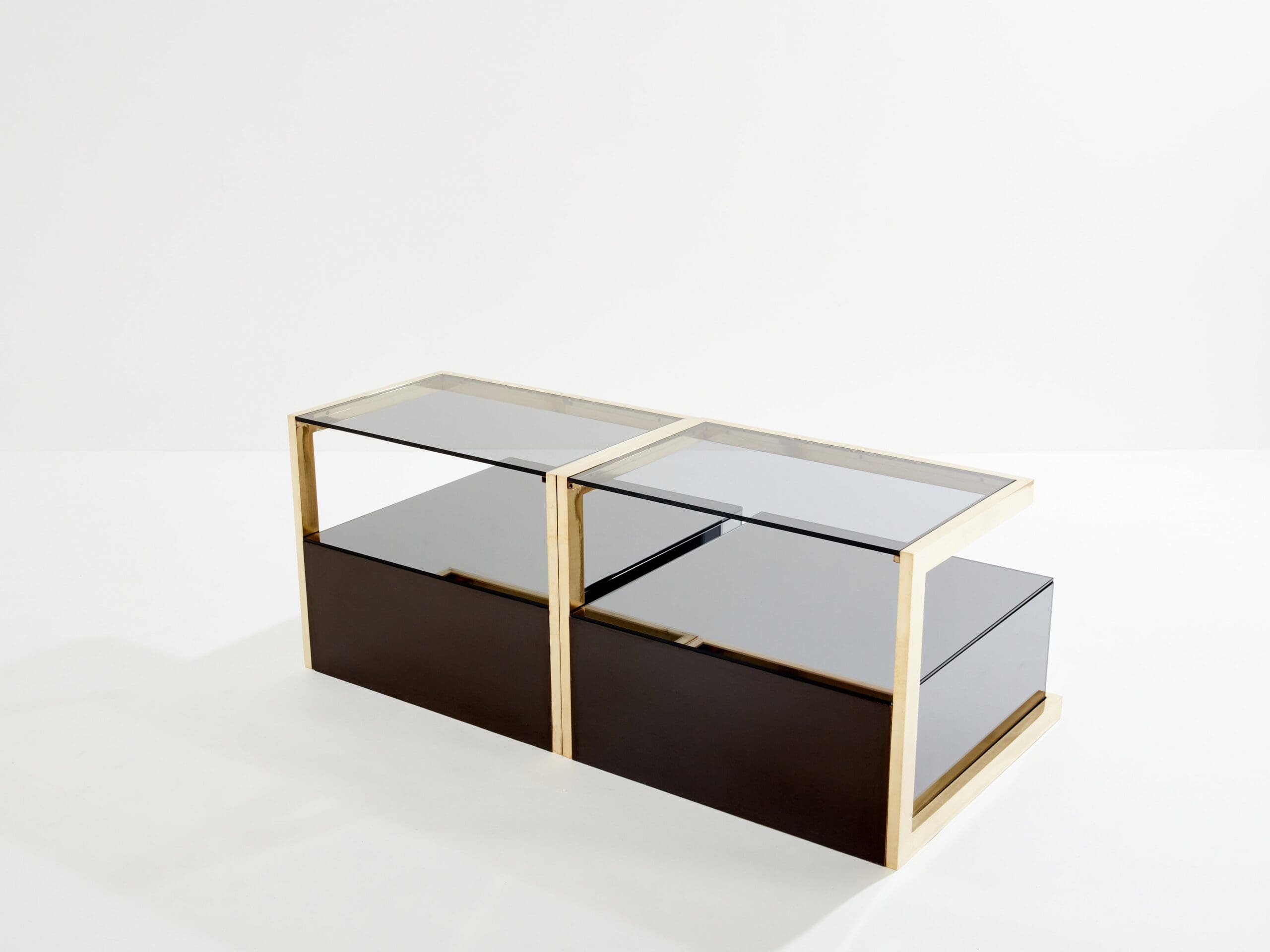 Tables de chevet en laiton et miroir fumé par Michel Pigneres : Joyaux du design français des années 70