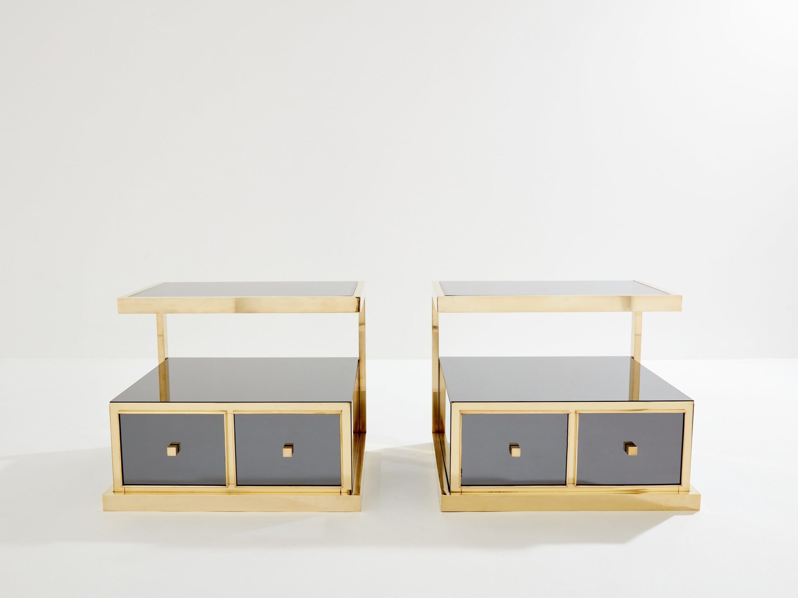 Tables de chevet en laiton et miroir fumé par Michel Pigneres : Joyaux du design français des années 70